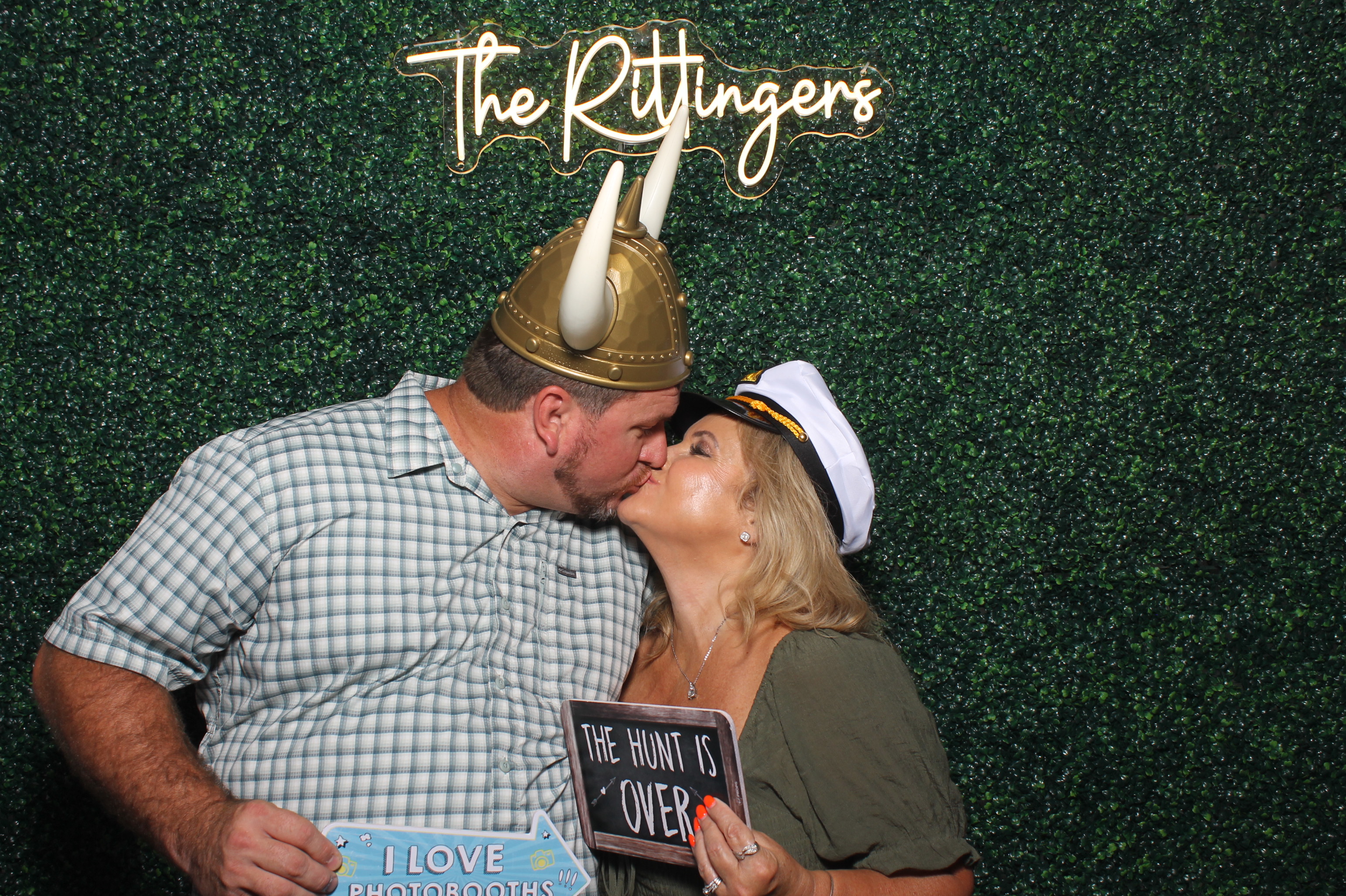Springer/Rittinger Wedding | View more photos from the event at gallery.photoboothcincy.com/u/PhotoBoothCincy/SpringerRittinger-Wedding