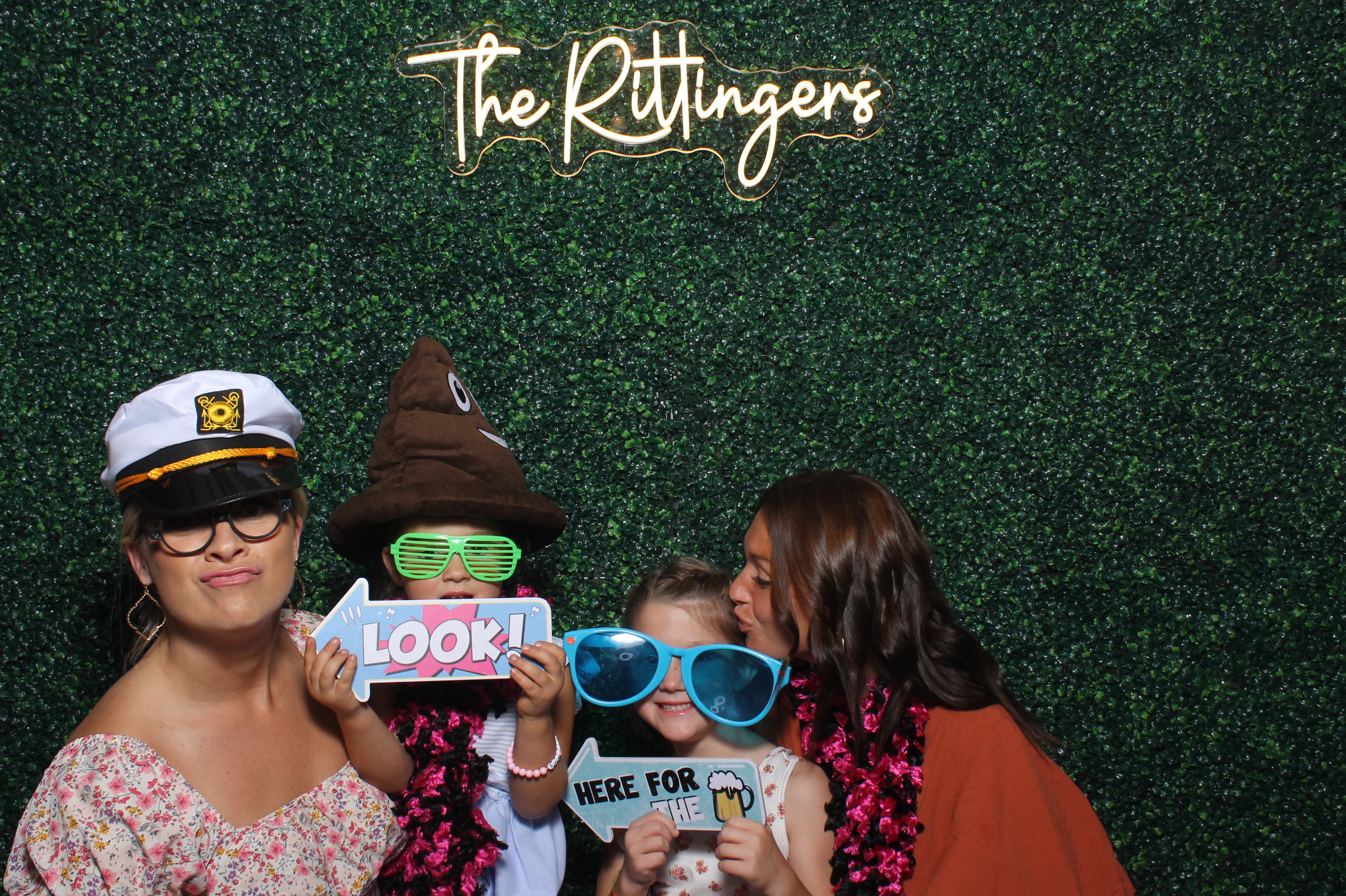 Springer/Rittinger Wedding | View more photos from the event at gallery.photoboothcincy.com/u/PhotoBoothCincy/SpringerRittinger-Wedding