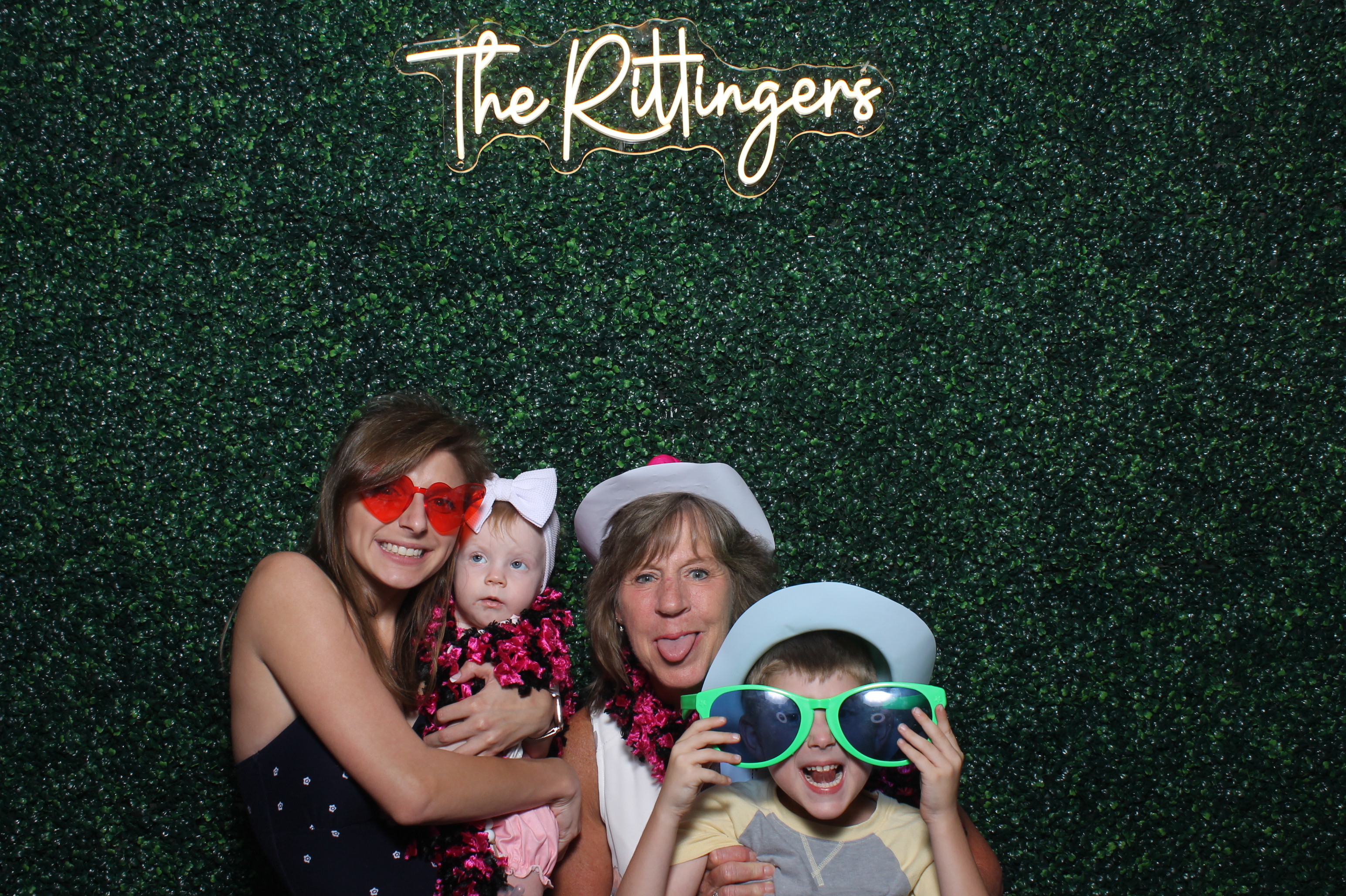 Springer/Rittinger Wedding | View more photos from the event at gallery.photoboothcincy.com/u/PhotoBoothCincy/SpringerRittinger-Wedding