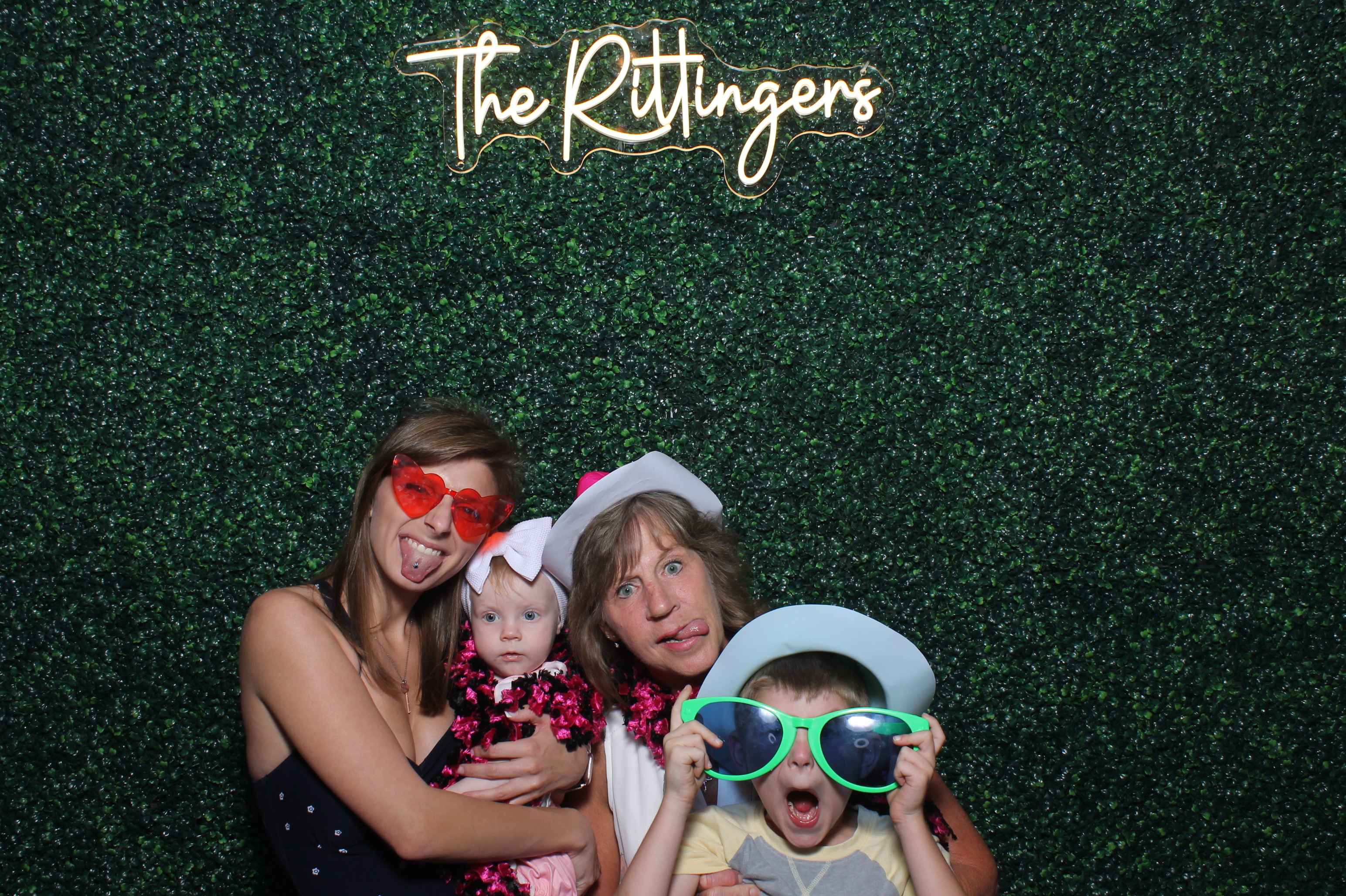 Springer/Rittinger Wedding | View more photos from the event at gallery.photoboothcincy.com/u/PhotoBoothCincy/SpringerRittinger-Wedding