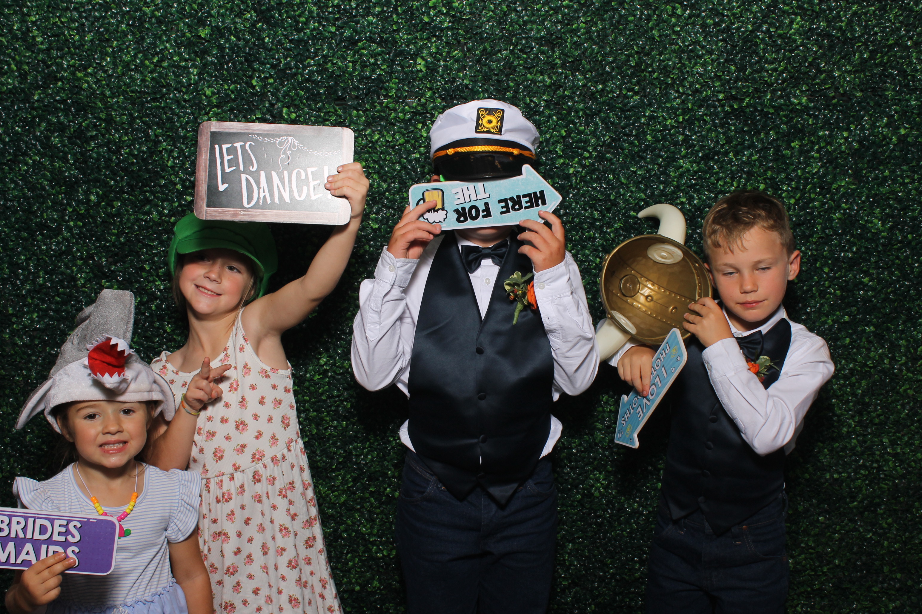 Springer/Rittinger Wedding | View more photos from the event at gallery.photoboothcincy.com/u/PhotoBoothCincy/SpringerRittinger-Wedding