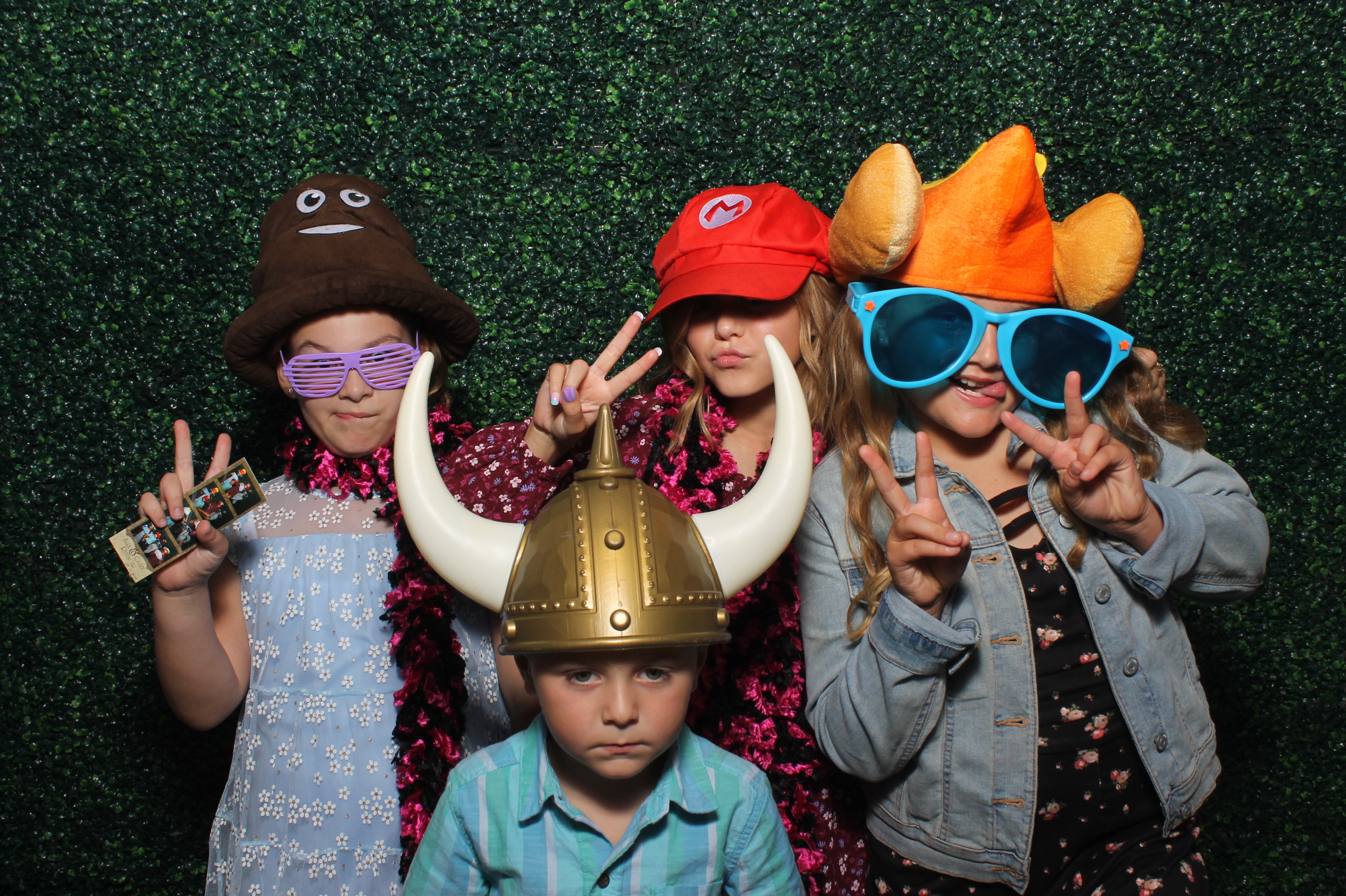 Springer/Rittinger Wedding | View more photos from the event at gallery.photoboothcincy.com/u/PhotoBoothCincy/SpringerRittinger-Wedding