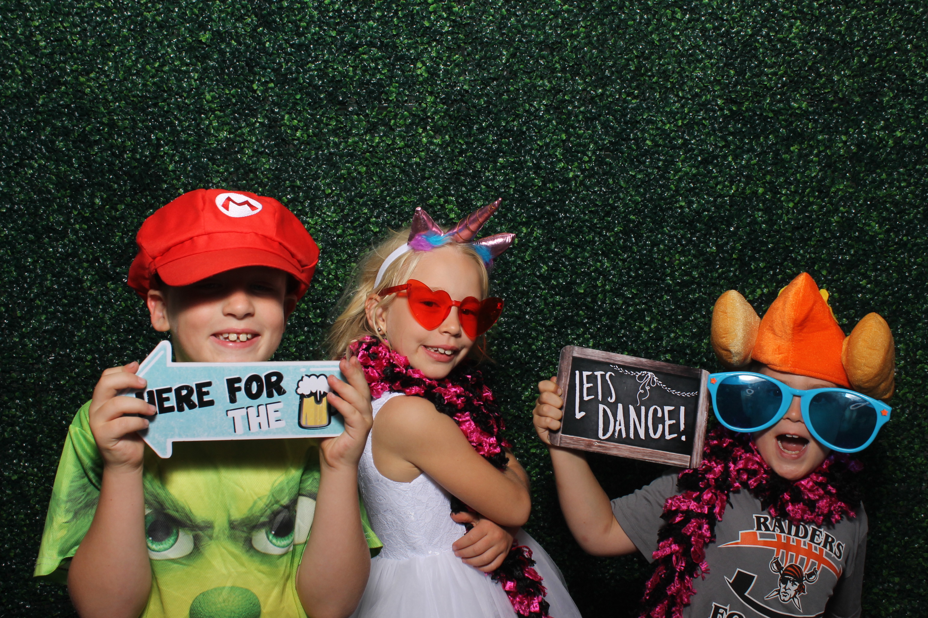 Springer/Rittinger Wedding | View more photos from the event at gallery.photoboothcincy.com/u/PhotoBoothCincy/SpringerRittinger-Wedding