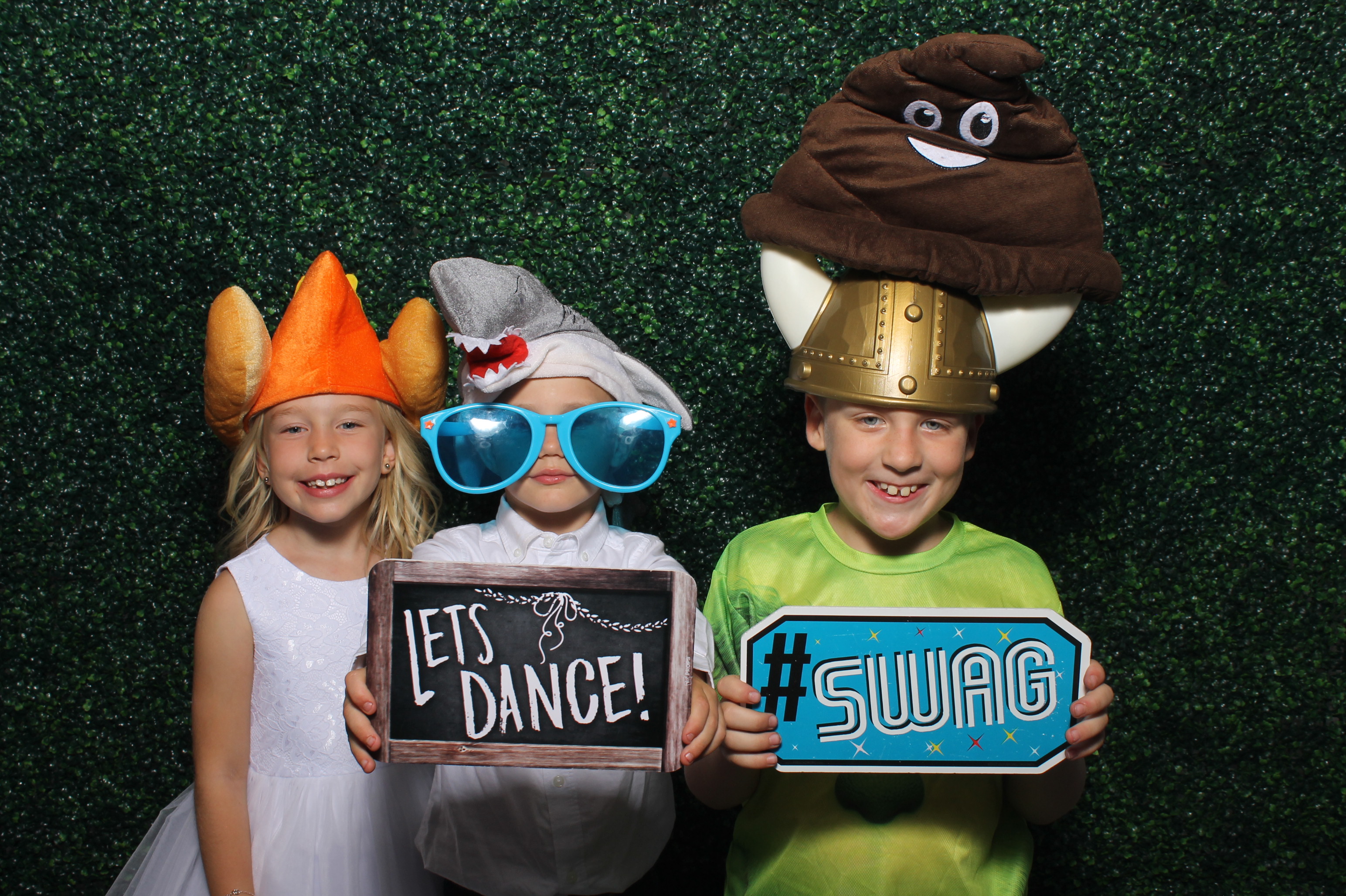 Springer/Rittinger Wedding | View more photos from the event at gallery.photoboothcincy.com/u/PhotoBoothCincy/SpringerRittinger-Wedding