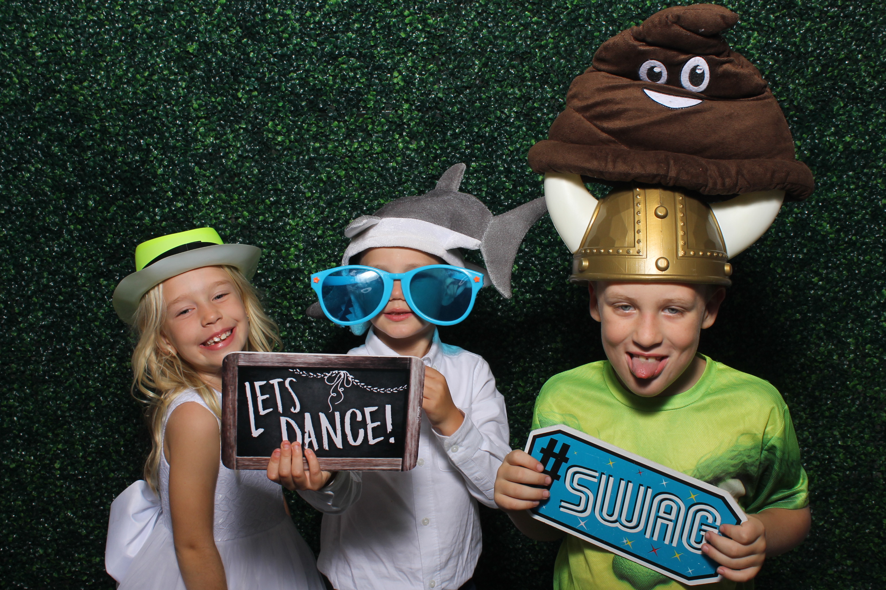 Springer/Rittinger Wedding | View more photos from the event at gallery.photoboothcincy.com/u/PhotoBoothCincy/SpringerRittinger-Wedding