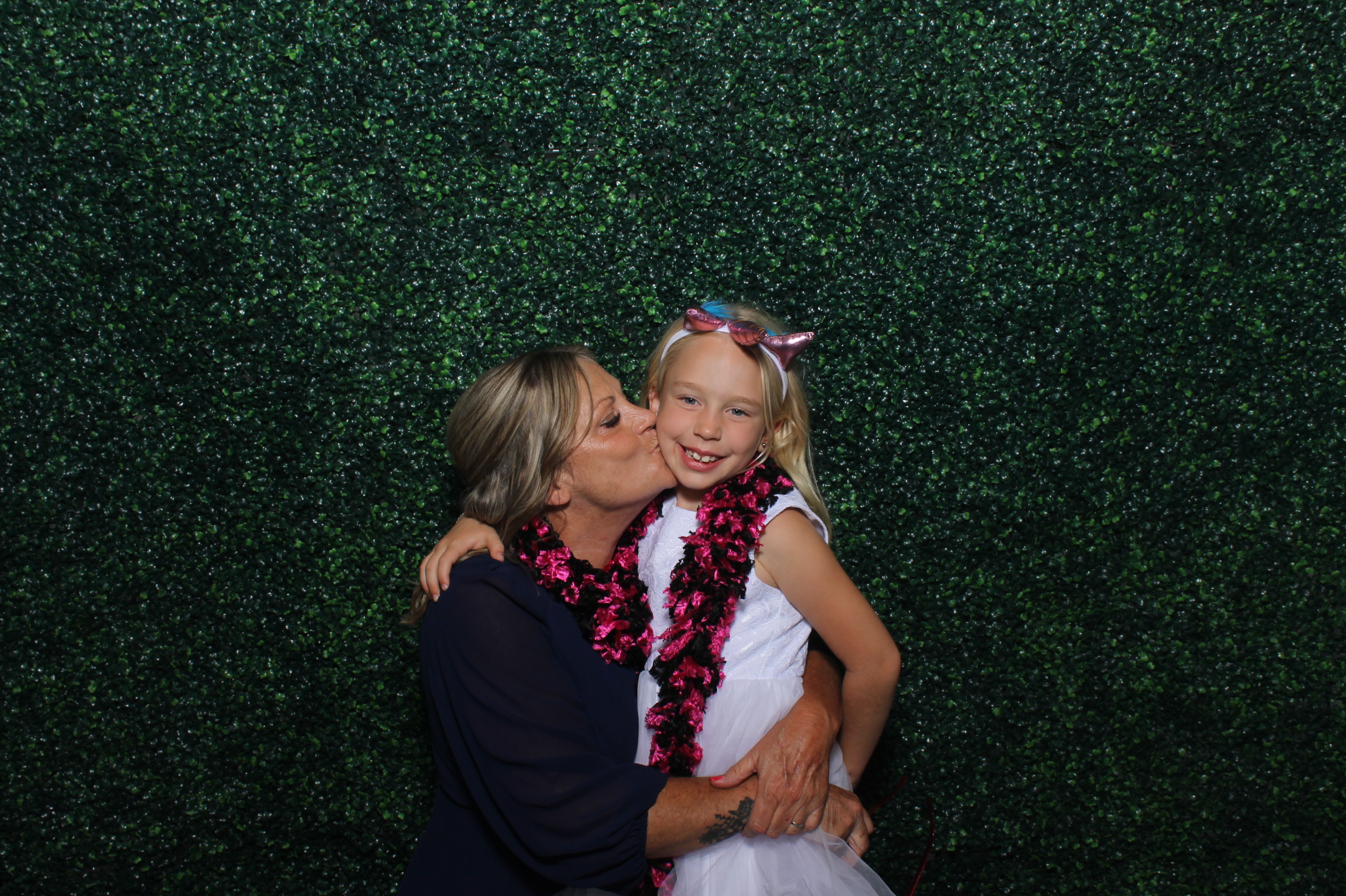 Springer/Rittinger Wedding | View more photos from the event at gallery.photoboothcincy.com/u/PhotoBoothCincy/SpringerRittinger-Wedding