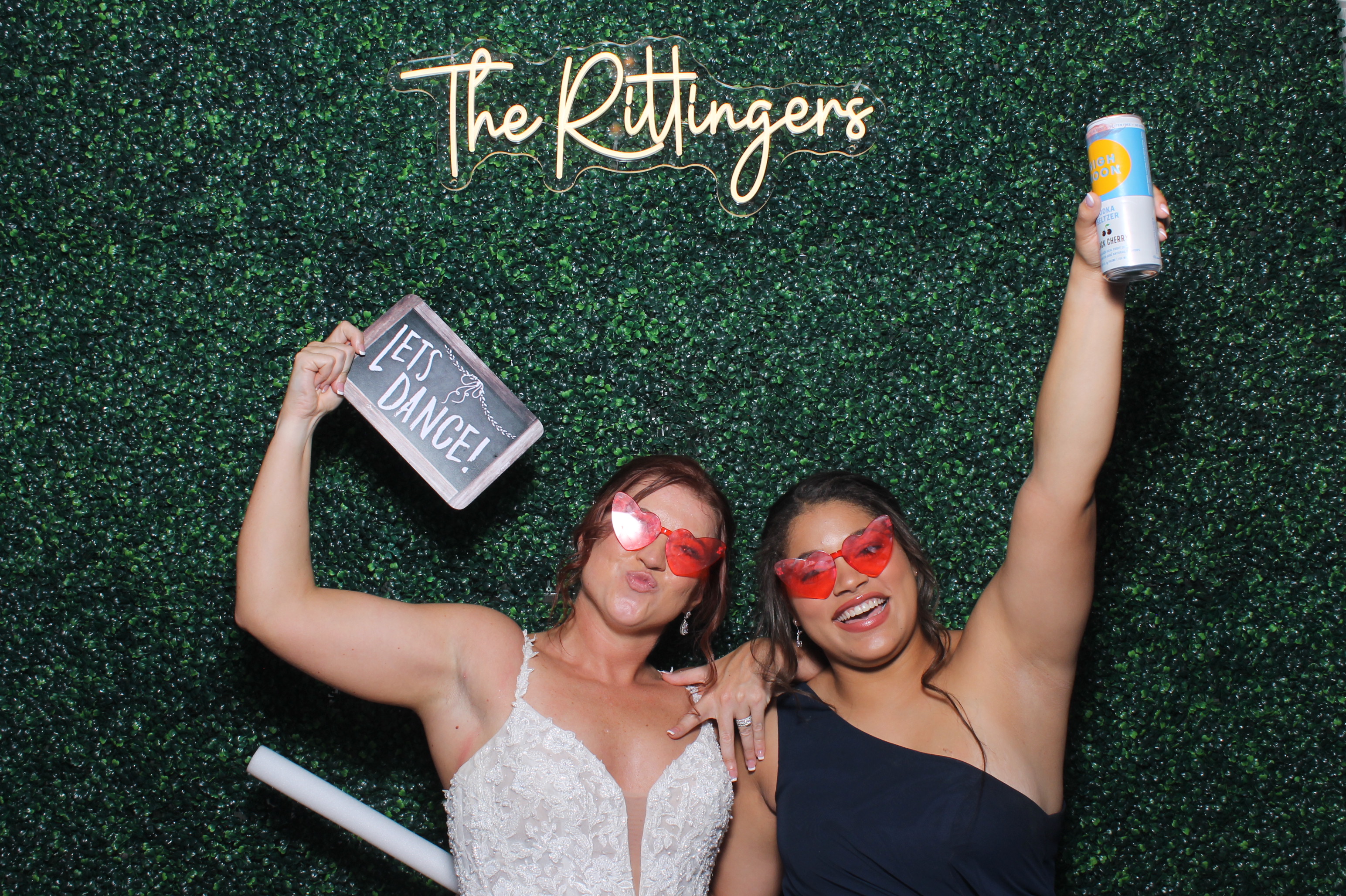Springer/Rittinger Wedding | View more photos from the event at gallery.photoboothcincy.com/u/PhotoBoothCincy/SpringerRittinger-Wedding