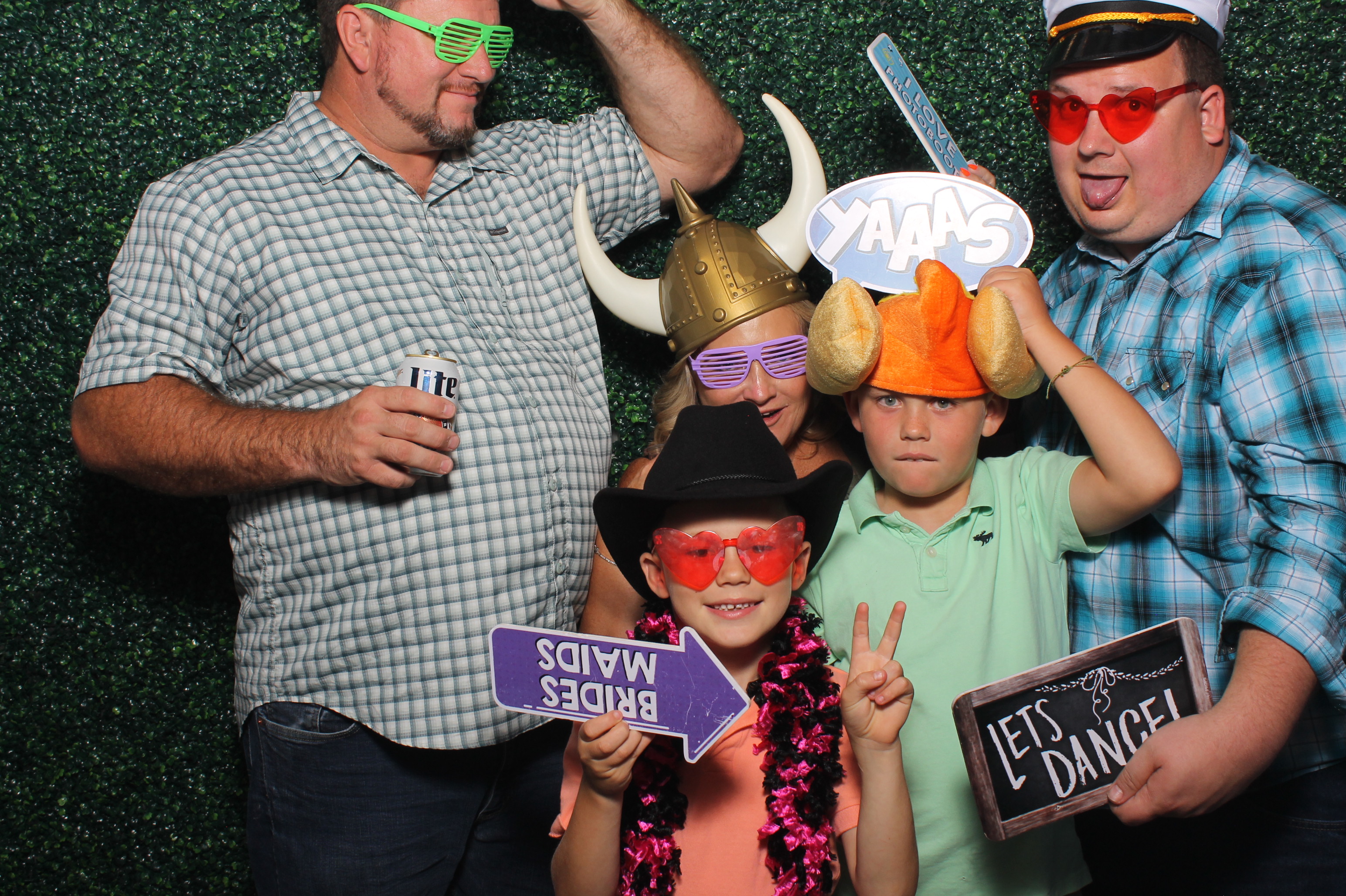 Springer/Rittinger Wedding | View more photos from the event at gallery.photoboothcincy.com/u/PhotoBoothCincy/SpringerRittinger-Wedding