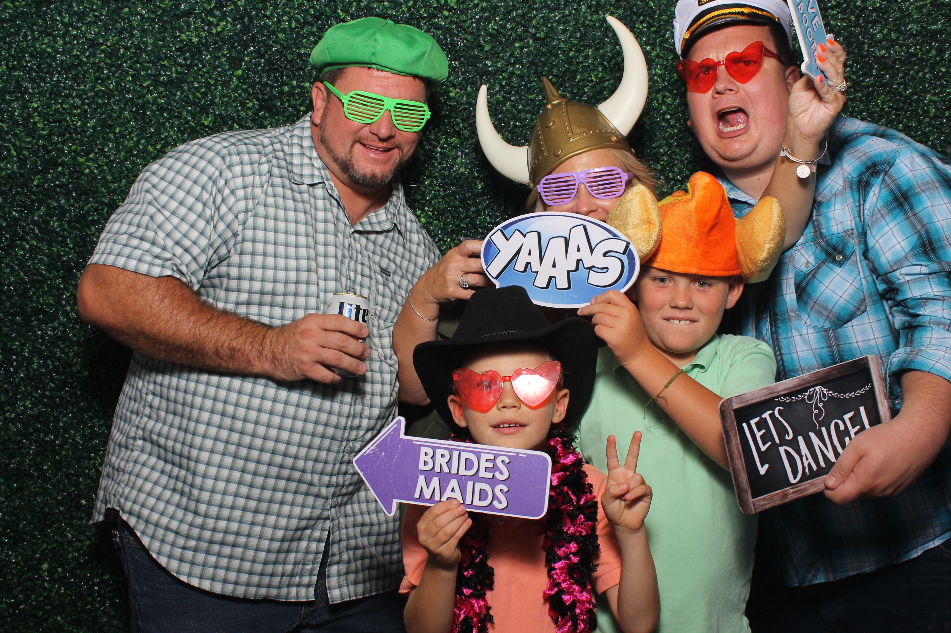 Springer/Rittinger Wedding | View more photos from the event at gallery.photoboothcincy.com/u/PhotoBoothCincy/SpringerRittinger-Wedding