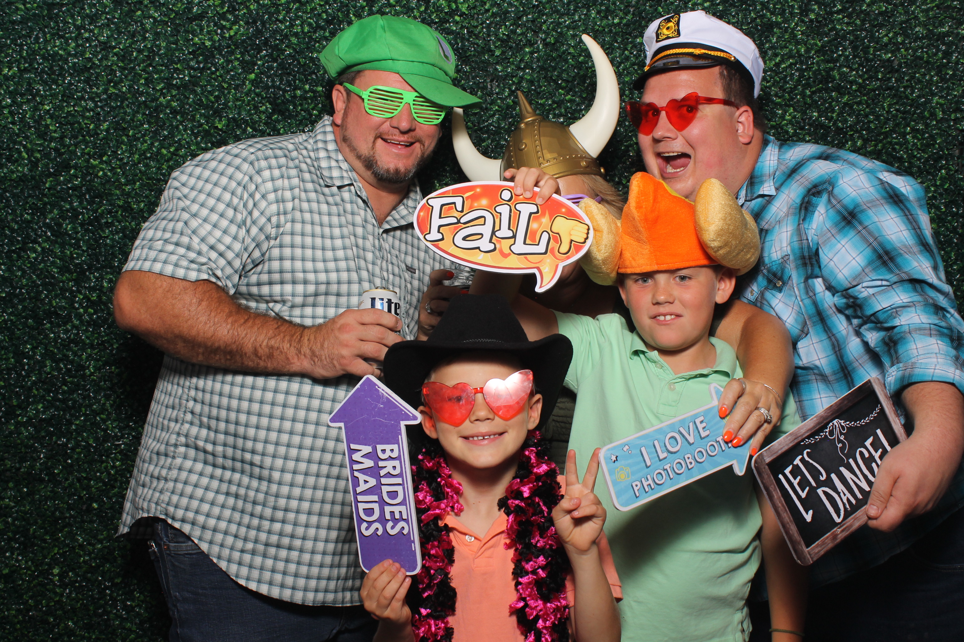 Springer/Rittinger Wedding | View more photos from the event at gallery.photoboothcincy.com/u/PhotoBoothCincy/SpringerRittinger-Wedding