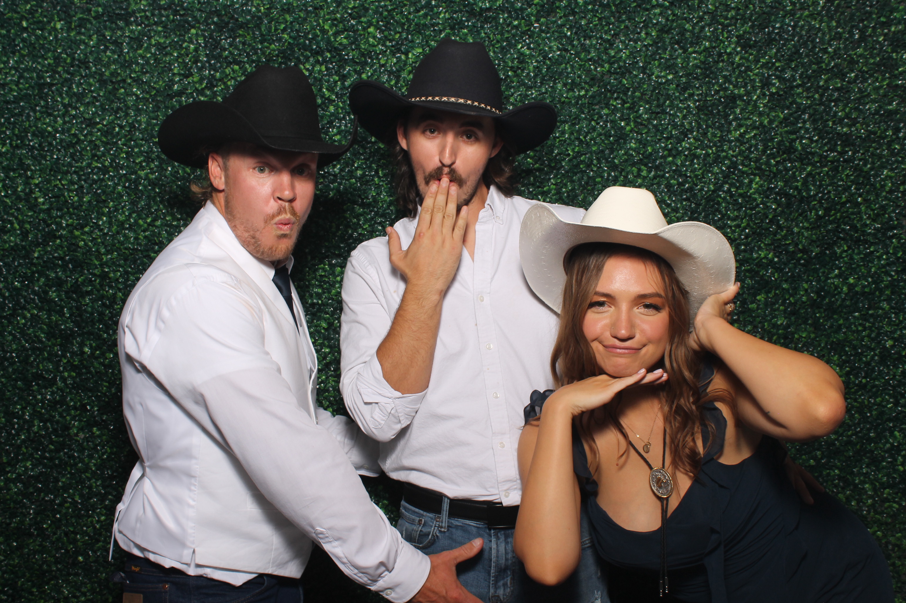 Springer/Rittinger Wedding | View more photos from the event at gallery.photoboothcincy.com/u/PhotoBoothCincy/SpringerRittinger-Wedding