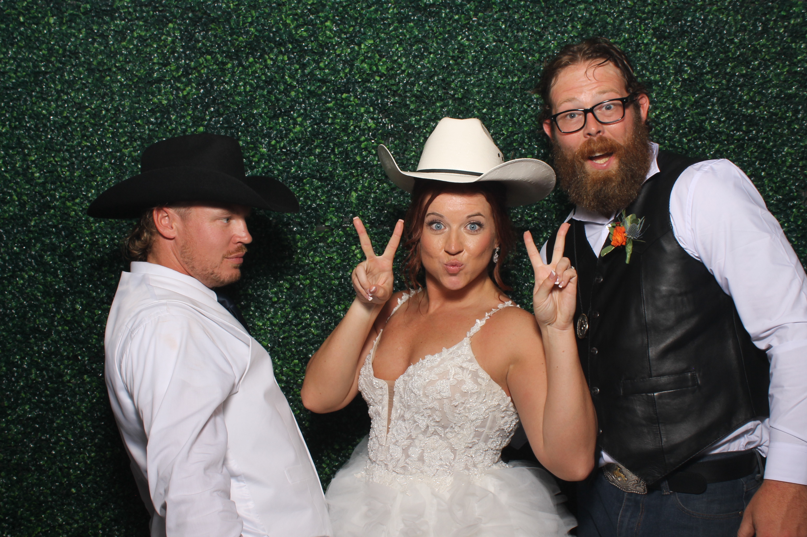 Springer/Rittinger Wedding | View more photos from the event at gallery.photoboothcincy.com/u/PhotoBoothCincy/SpringerRittinger-Wedding