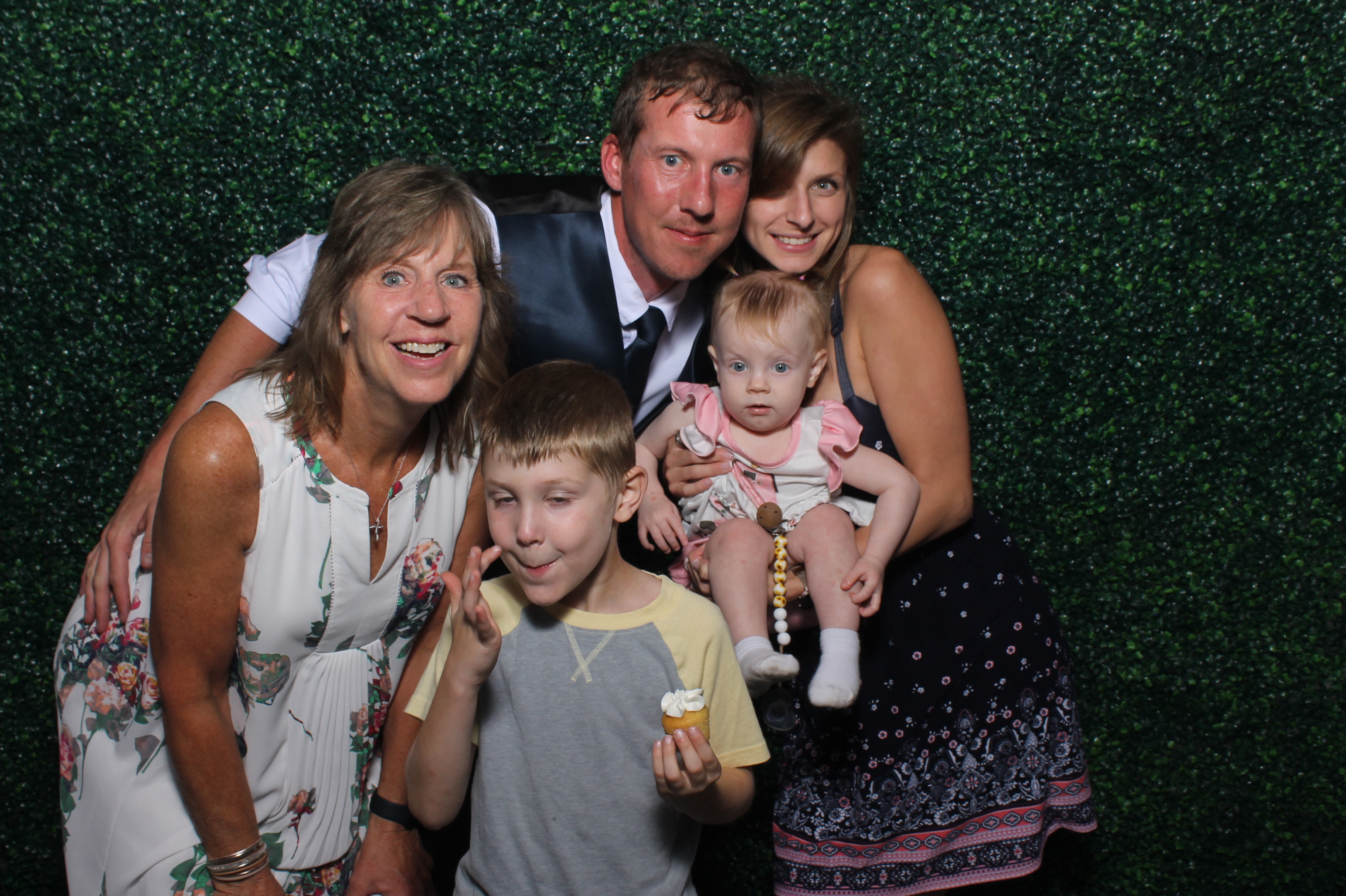 Springer/Rittinger Wedding | View more photos from the event at gallery.photoboothcincy.com/u/PhotoBoothCincy/SpringerRittinger-Wedding