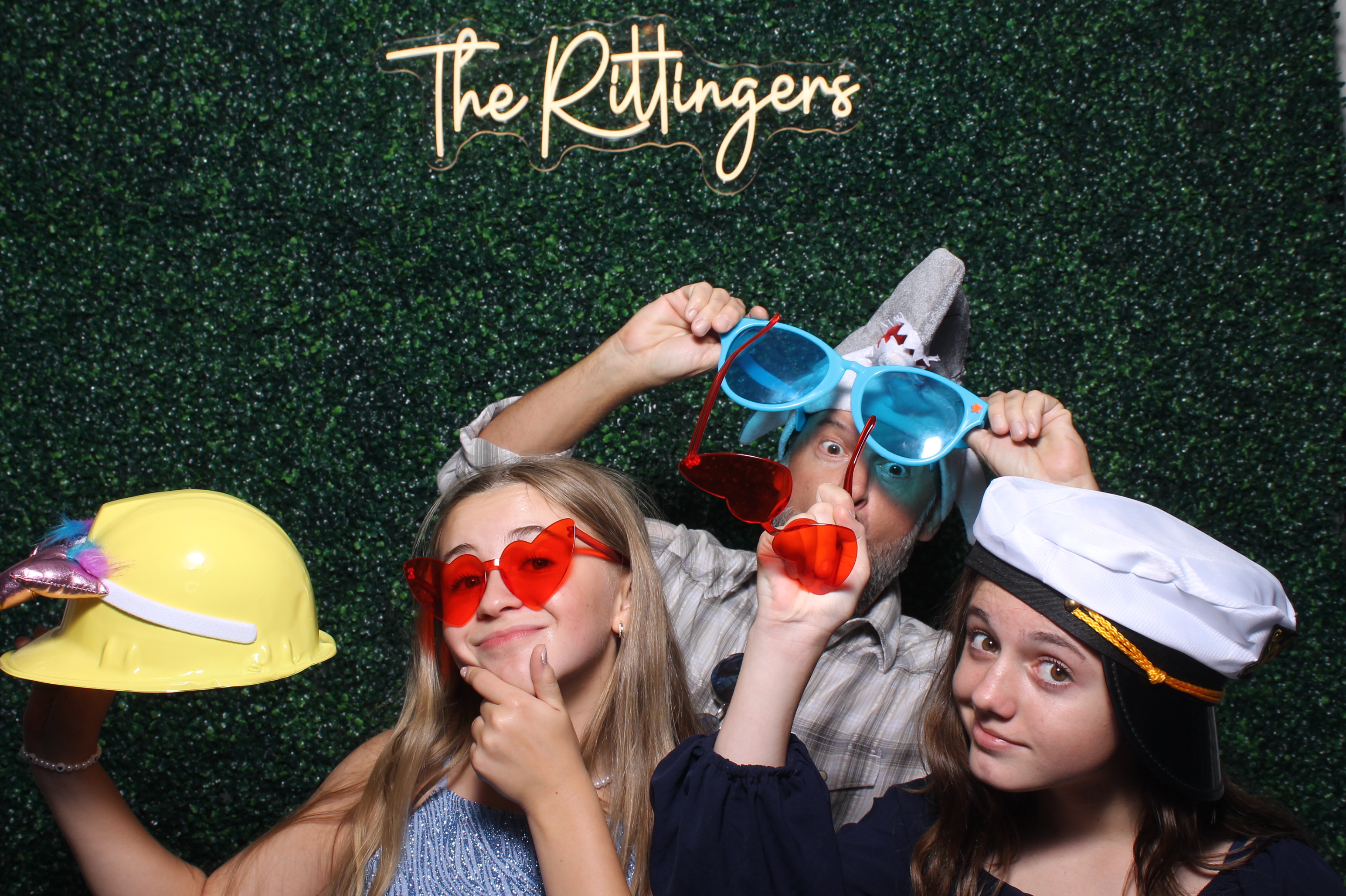 Springer/Rittinger Wedding | View more photos from the event at gallery.photoboothcincy.com/u/PhotoBoothCincy/SpringerRittinger-Wedding