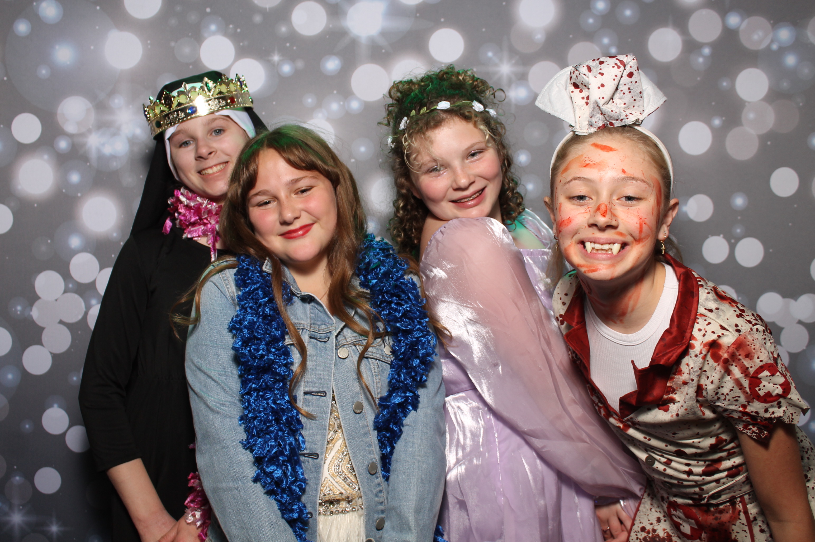 St. Susanna 8th Grade Halloween | View more photos from the event at gallery.photoboothcincy.com/u/PhotoBoothCincy/St-Susanna-8th-Grade-Halloween