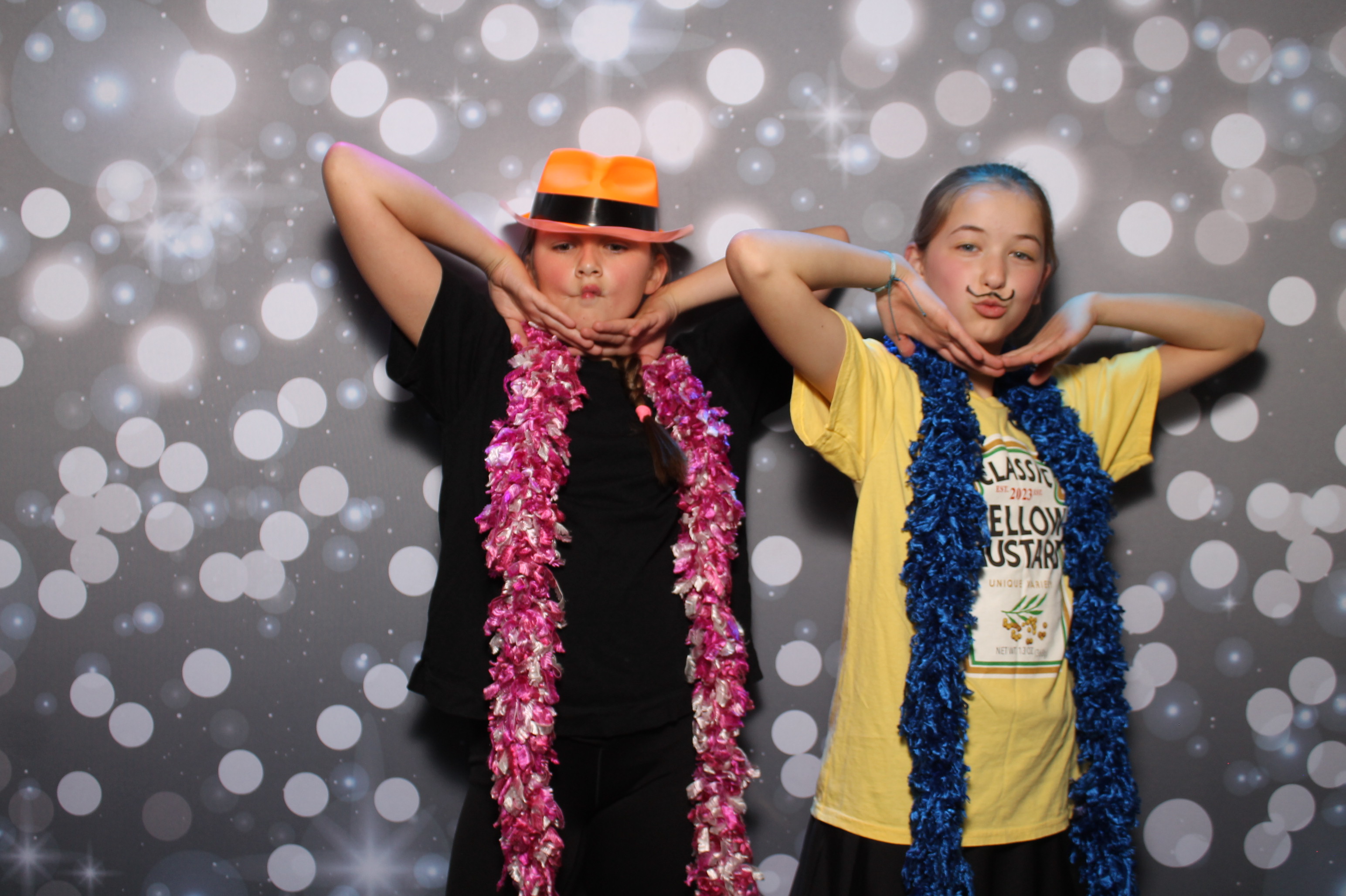 St. Susanna 8th Grade Halloween | View more photos from the event at gallery.photoboothcincy.com/u/PhotoBoothCincy/St-Susanna-8th-Grade-Halloween