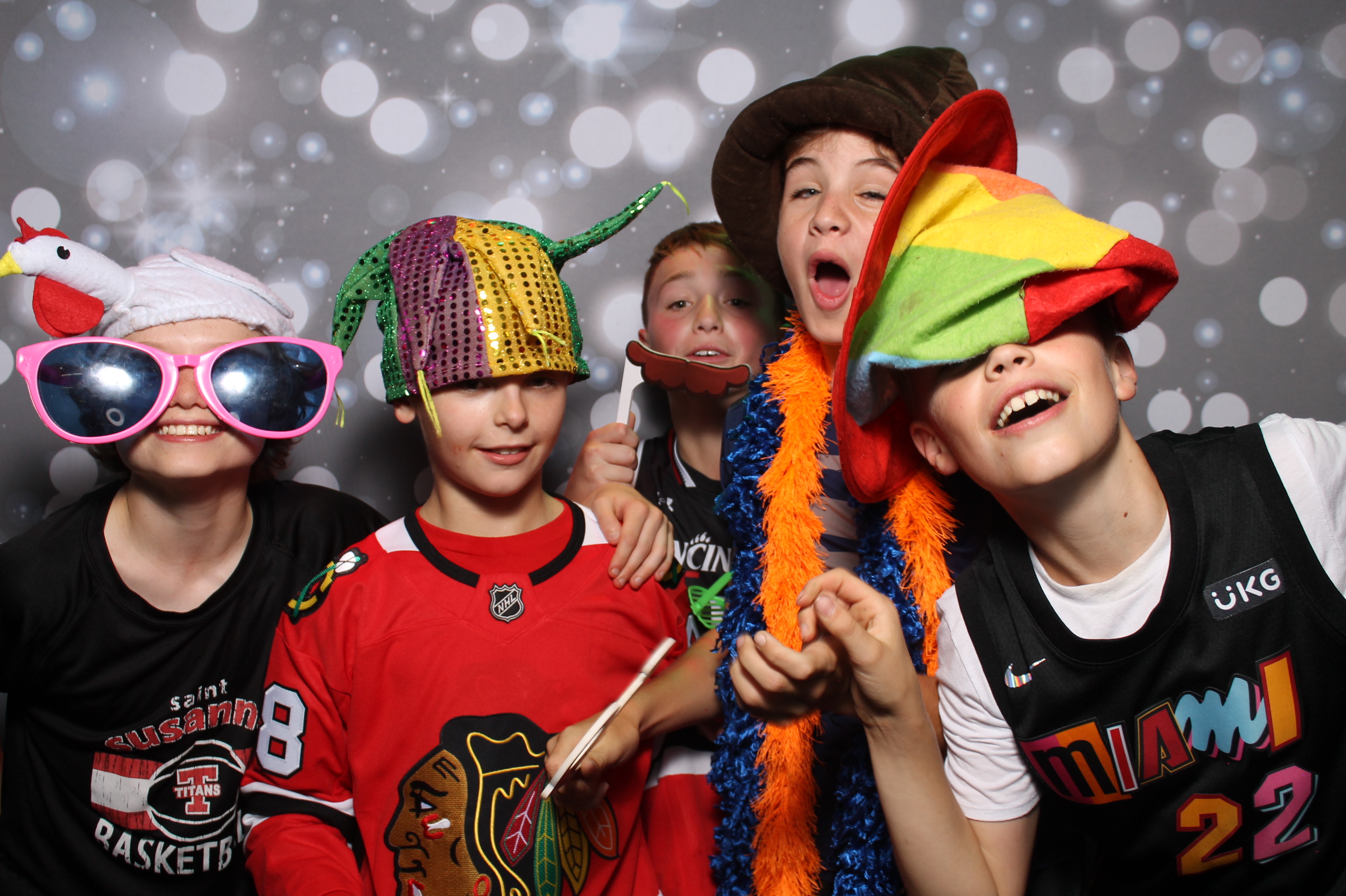 St. Susanna 8th Grade Halloween | View more photos from the event at gallery.photoboothcincy.com/u/PhotoBoothCincy/St-Susanna-8th-Grade-Halloween