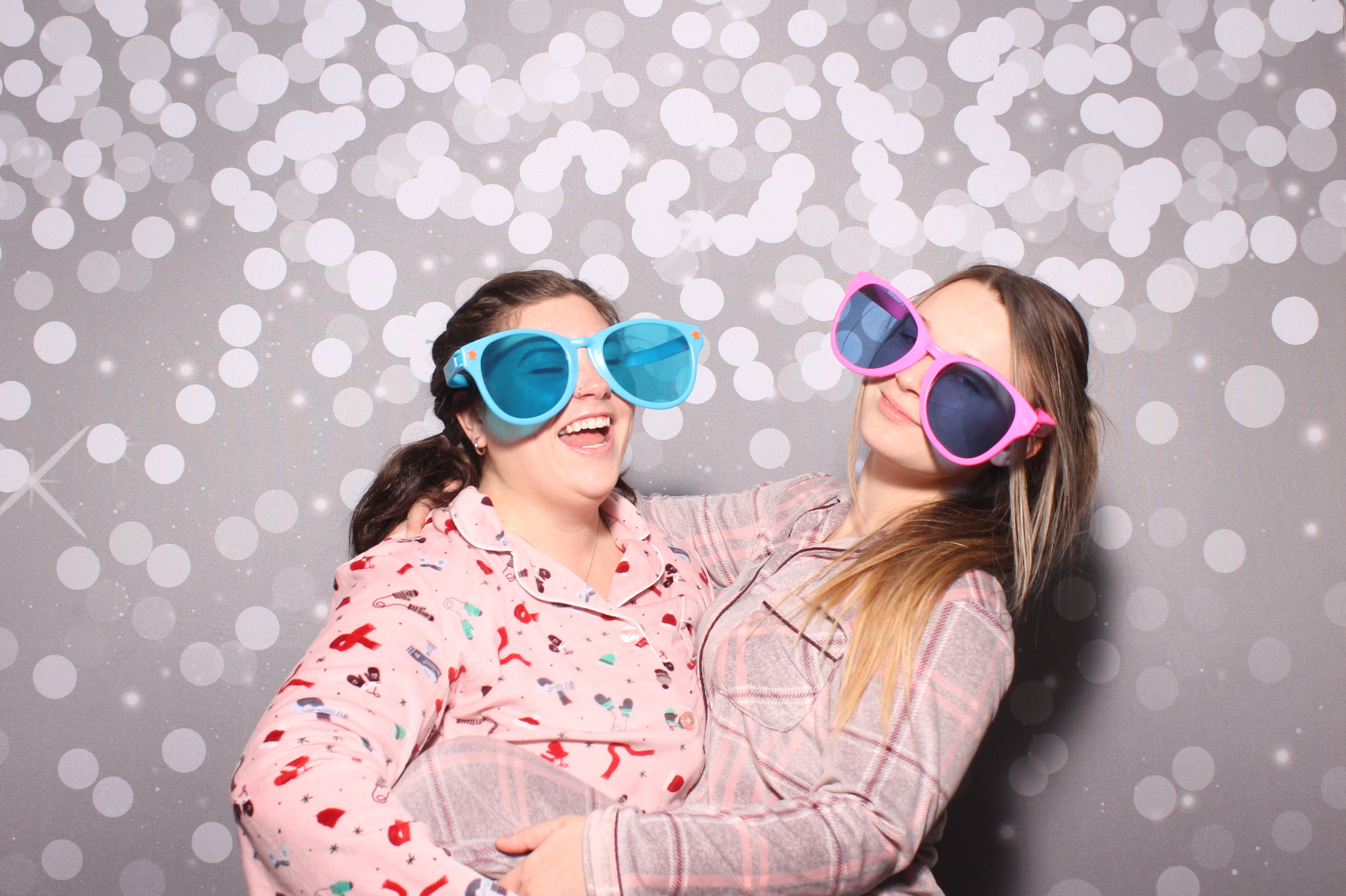 Stahl Vision Christmas Party 2024 | View more photos from the event at gallery.photoboothcincy.com/u/PhotoBoothCincy/Stahl-Vision-Christmas-Party-2024