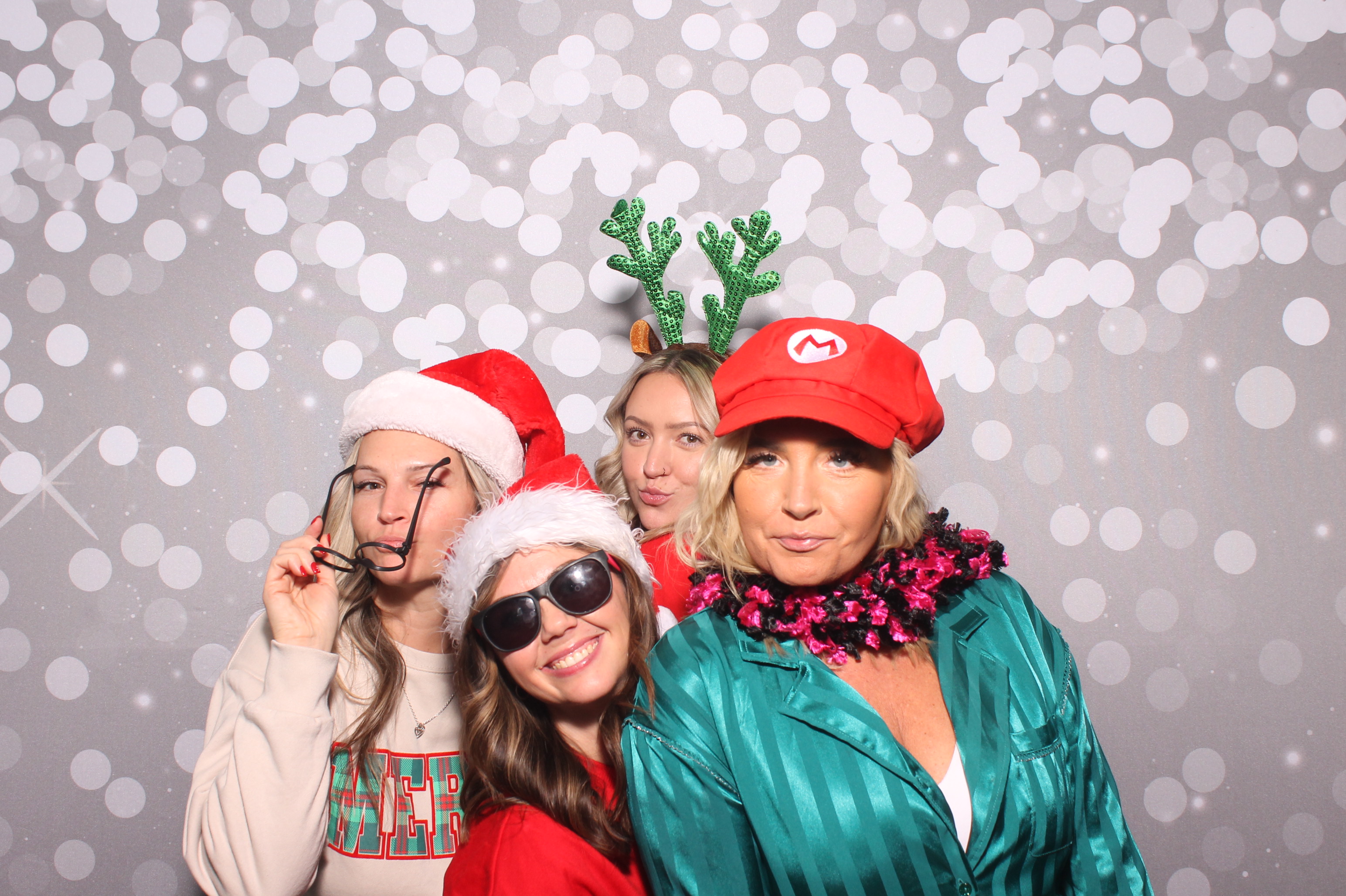Stahl Vision Christmas Party 2024 | View more photos from the event at gallery.photoboothcincy.com/u/PhotoBoothCincy/Stahl-Vision-Christmas-Party-2024