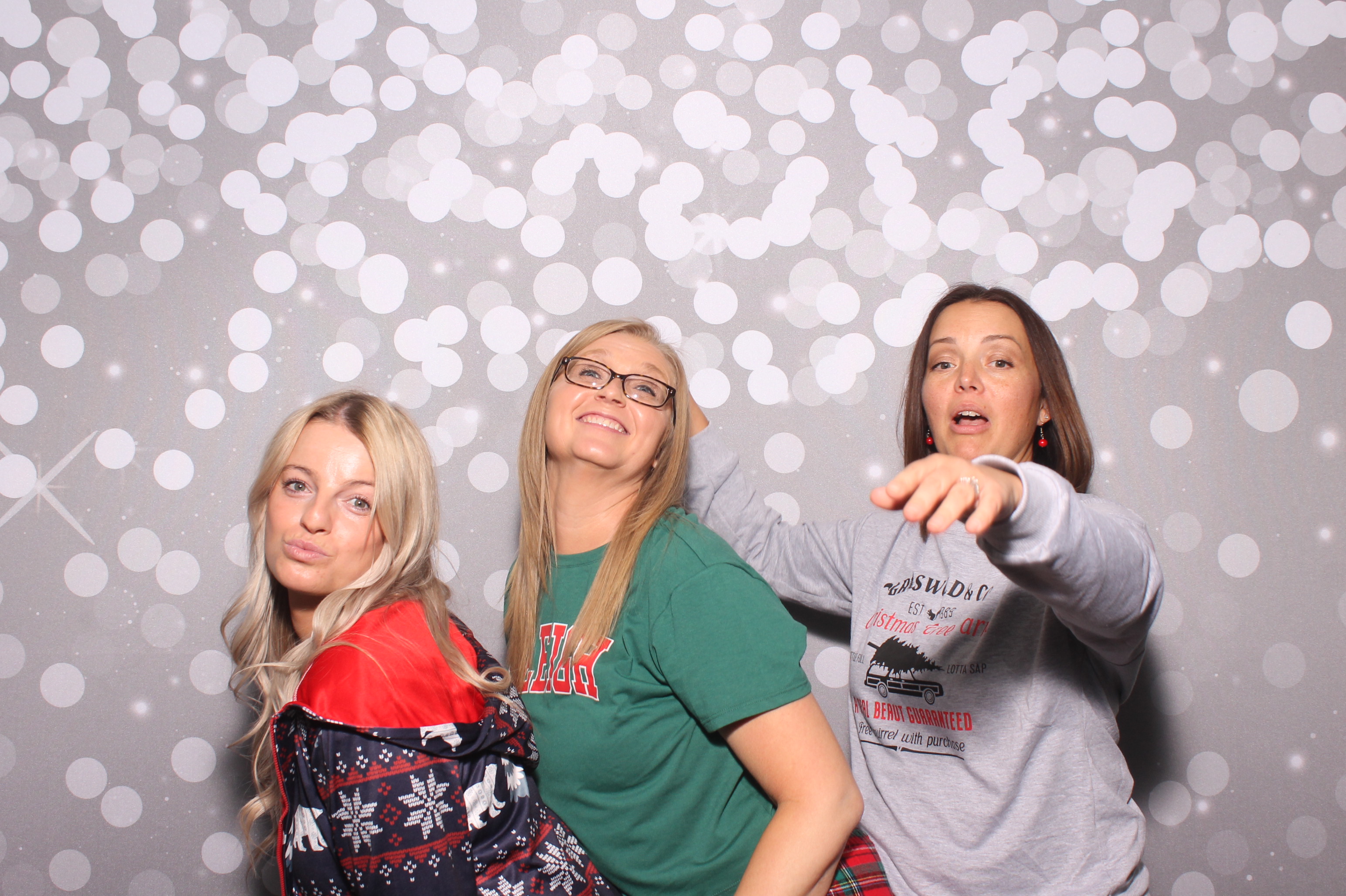 Stahl Vision Christmas Party 2024 | View more photos from the event at gallery.photoboothcincy.com/u/PhotoBoothCincy/Stahl-Vision-Christmas-Party-2024