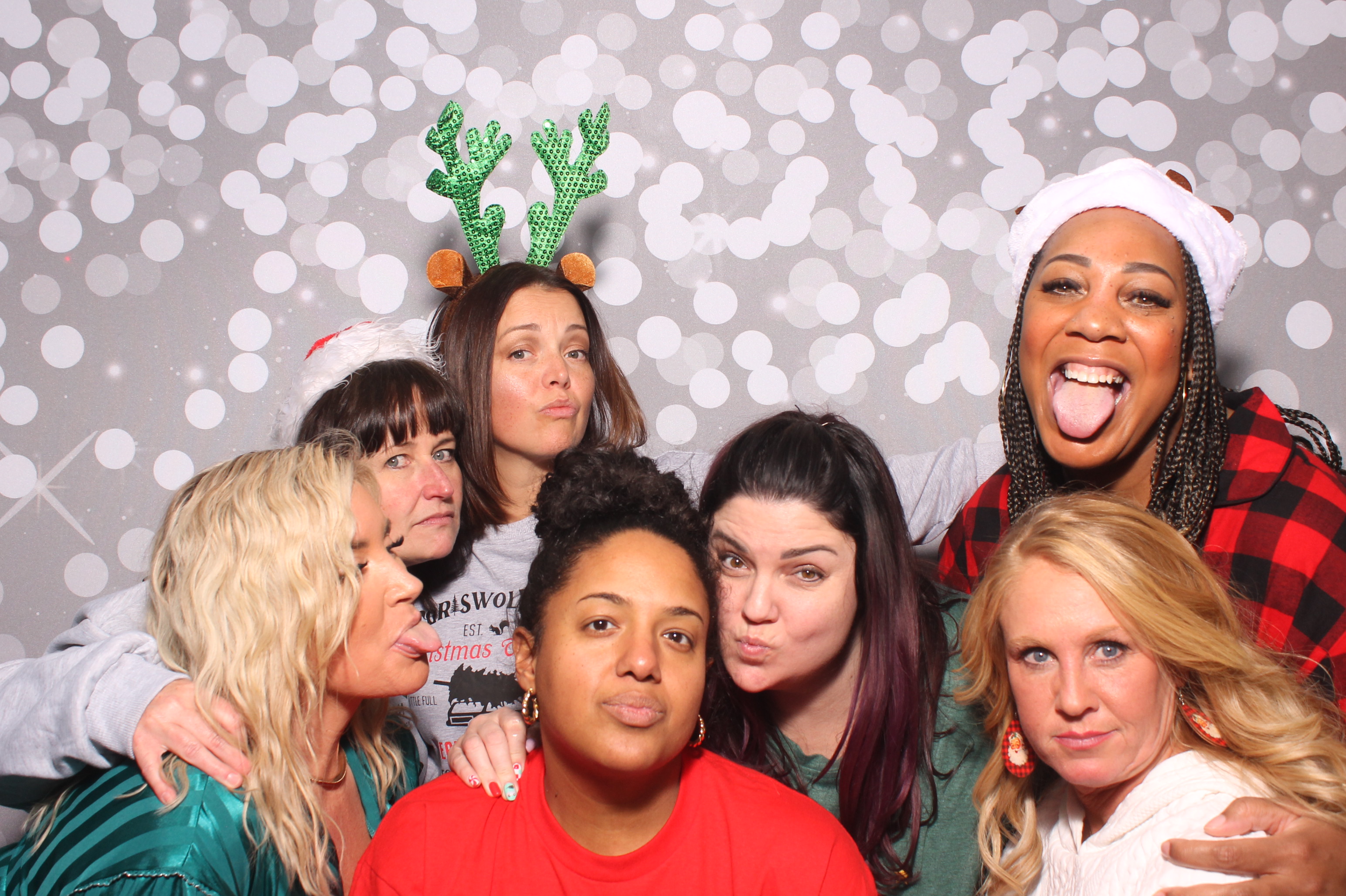 Stahl Vision Christmas Party 2024 | View more photos from the event at gallery.photoboothcincy.com/u/PhotoBoothCincy/Stahl-Vision-Christmas-Party-2024