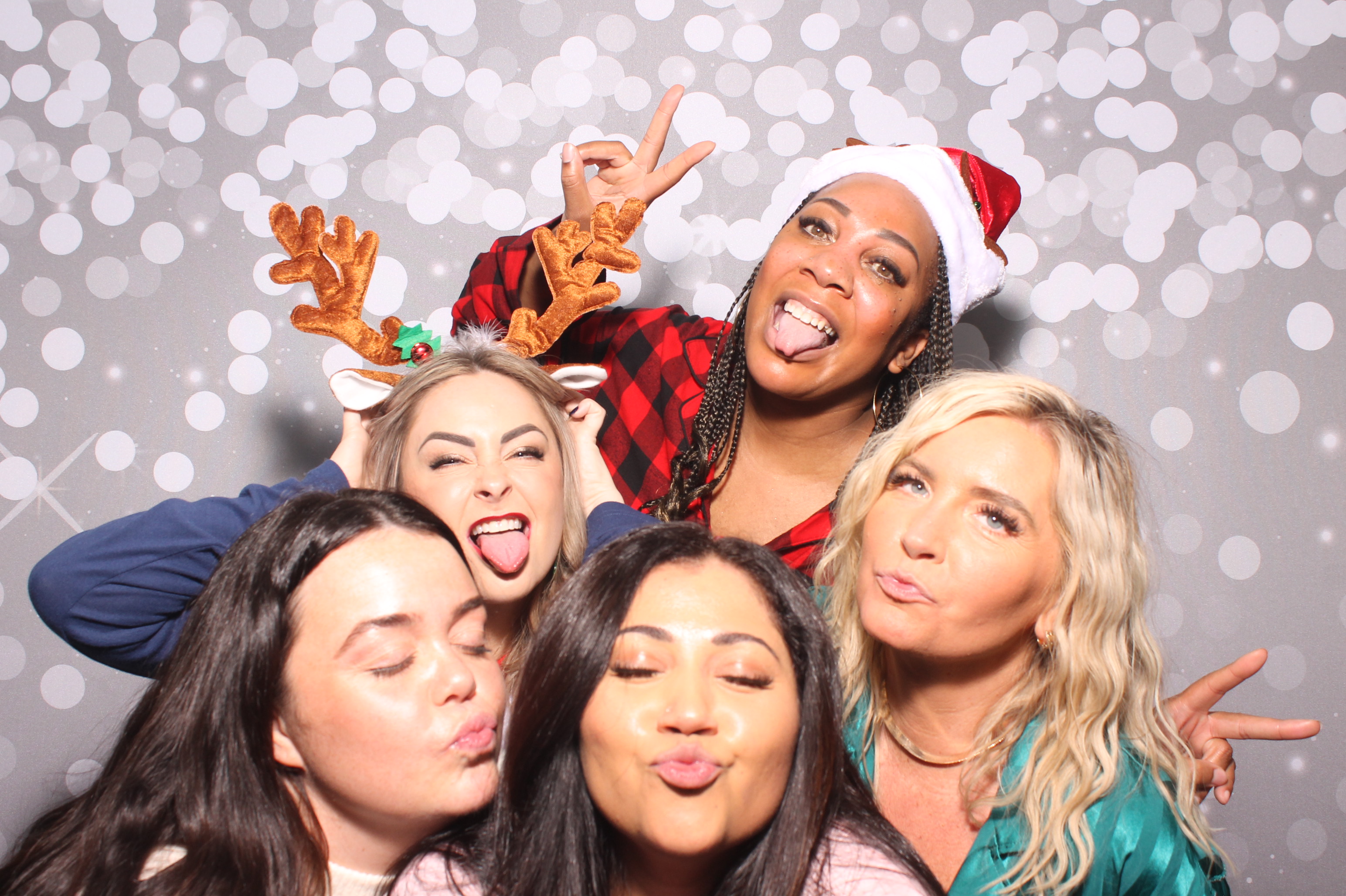 Stahl Vision Christmas Party 2024 | View more photos from the event at gallery.photoboothcincy.com/u/PhotoBoothCincy/Stahl-Vision-Christmas-Party-2024