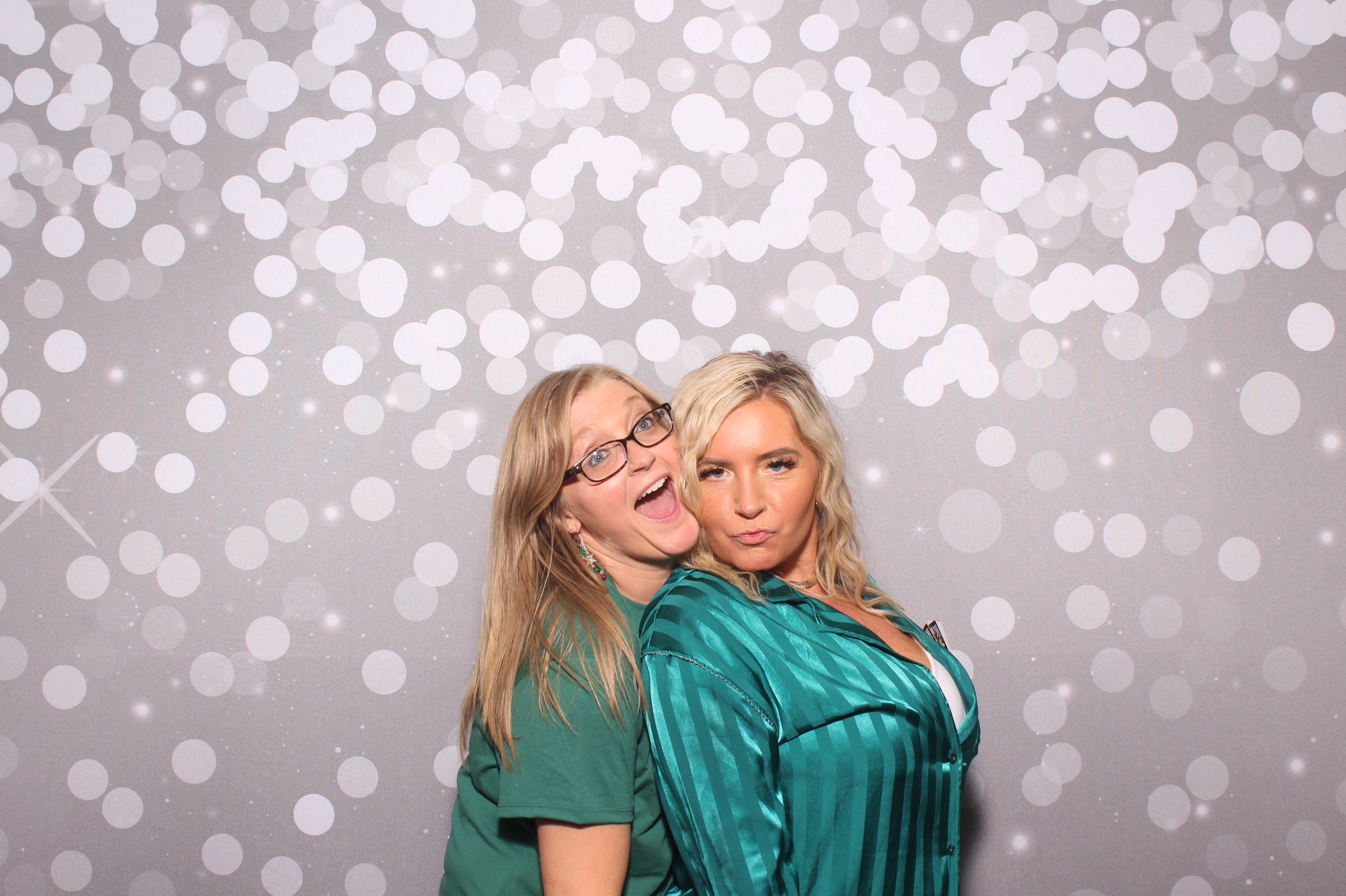 Stahl Vision Christmas Party 2024 | View more photos from the event at gallery.photoboothcincy.com/u/PhotoBoothCincy/Stahl-Vision-Christmas-Party-2024