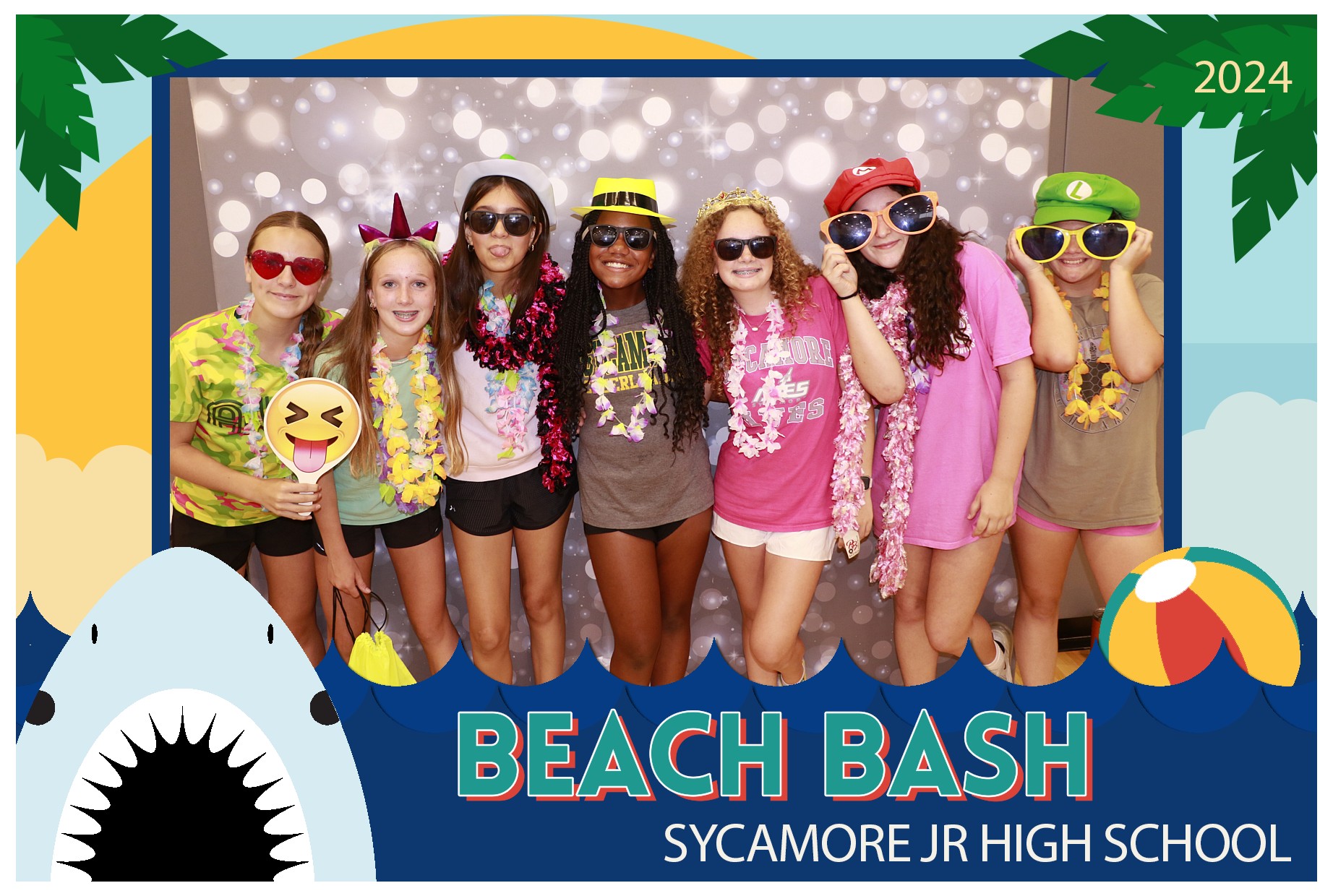 Sycamore Beach Bash | View more photos from the event at gallery.photoboothcincy.com/u/PhotoBoothCincy/Sycamore-Beach-Bash