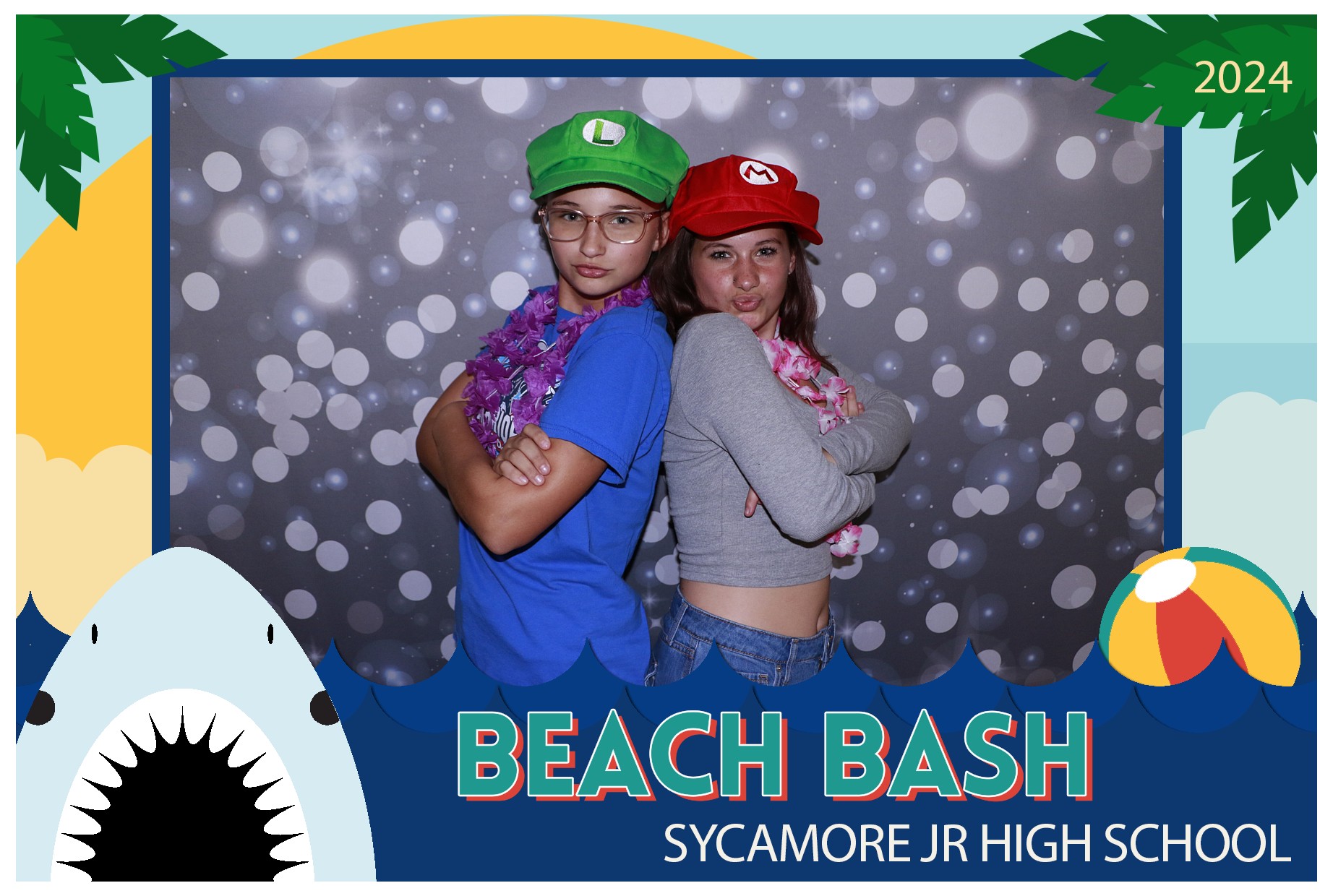 Sycamore Beach Bash | View more photos from the event at gallery.photoboothcincy.com/u/PhotoBoothCincy/Sycamore-Beach-Bash