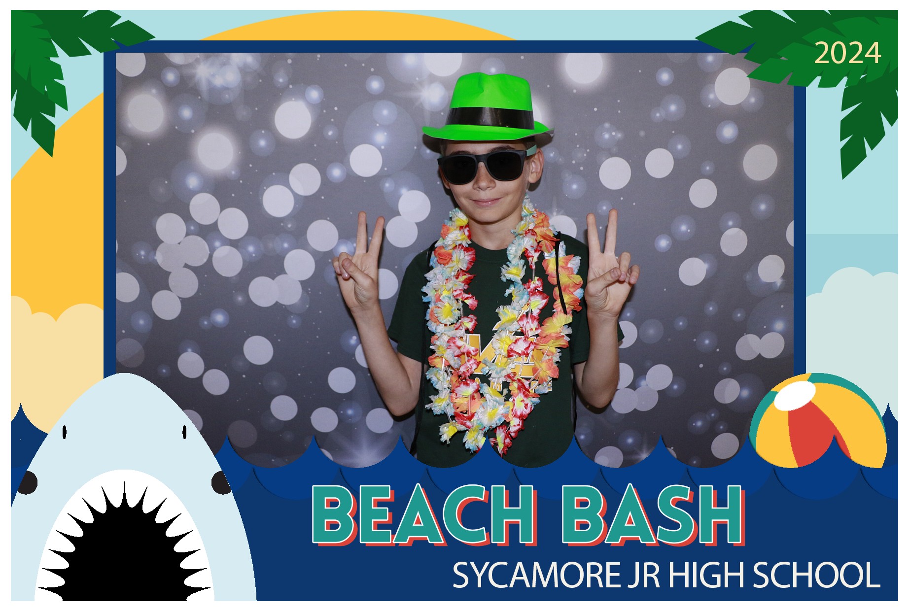 Sycamore Beach Bash | View more photos from the event at gallery.photoboothcincy.com/u/PhotoBoothCincy/Sycamore-Beach-Bash