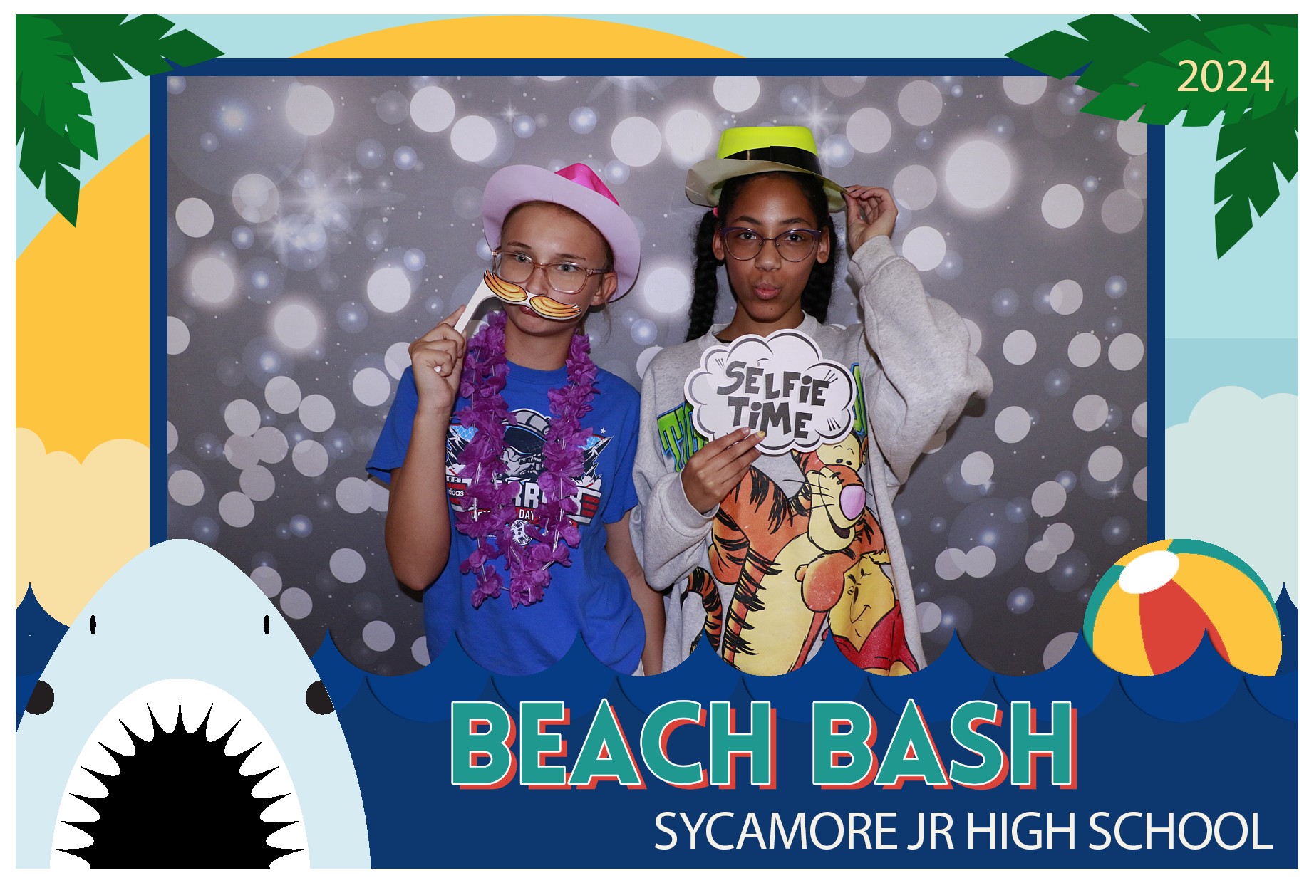 Sycamore Beach Bash | View more photos from the event at gallery.photoboothcincy.com/u/PhotoBoothCincy/Sycamore-Beach-Bash