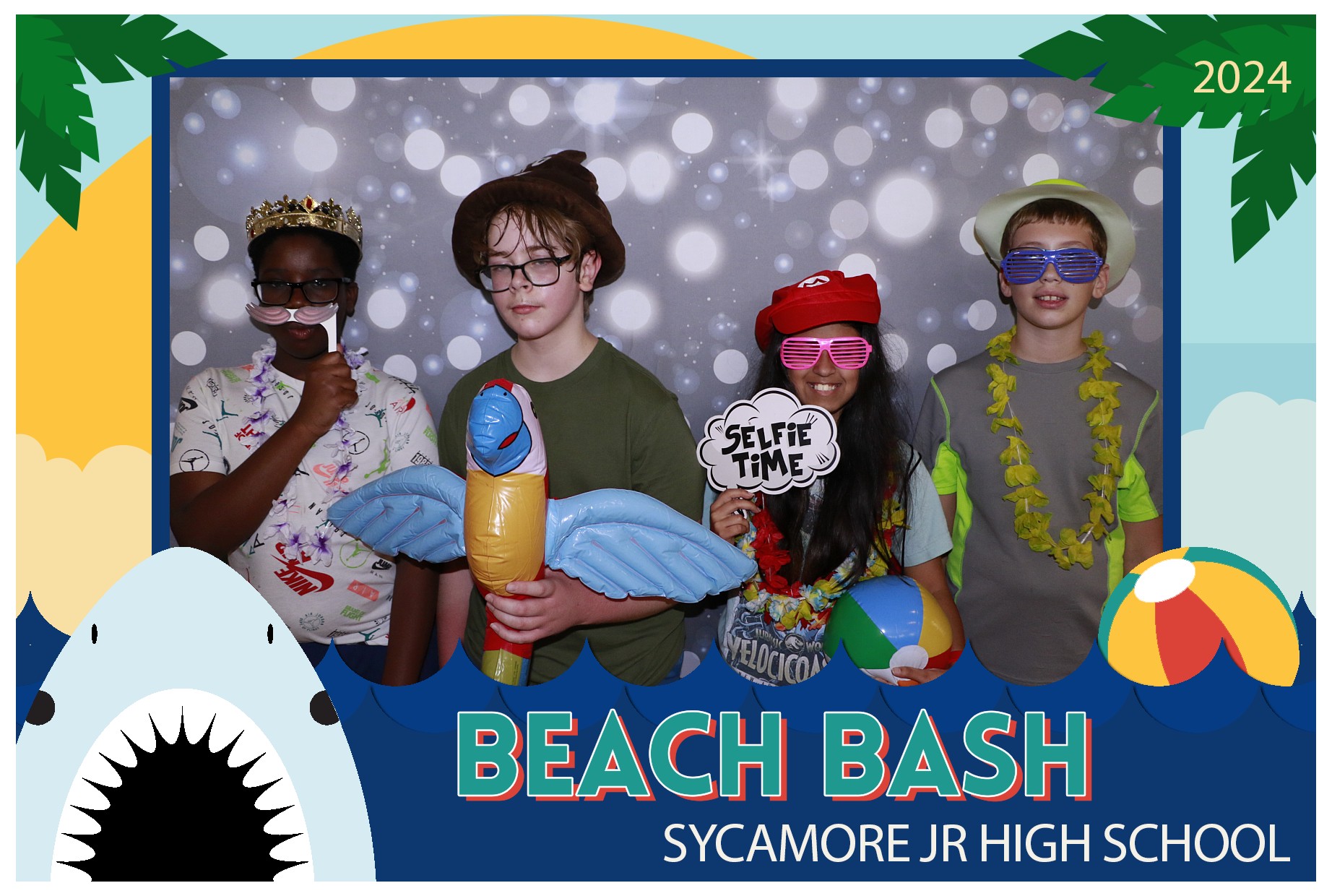 Sycamore Beach Bash | View more photos from the event at gallery.photoboothcincy.com/u/PhotoBoothCincy/Sycamore-Beach-Bash