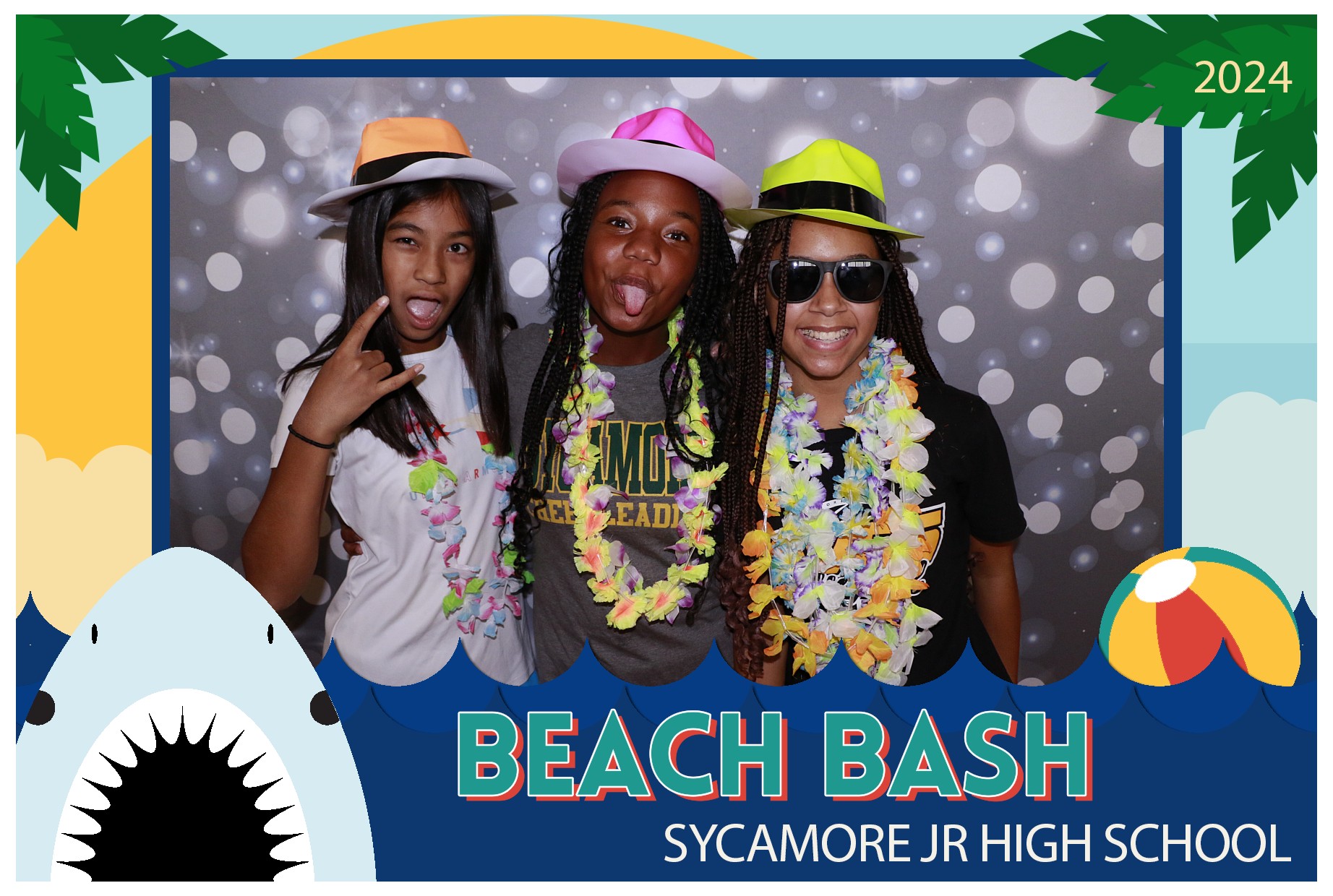 Sycamore Beach Bash | View more photos from the event at gallery.photoboothcincy.com/u/PhotoBoothCincy/Sycamore-Beach-Bash