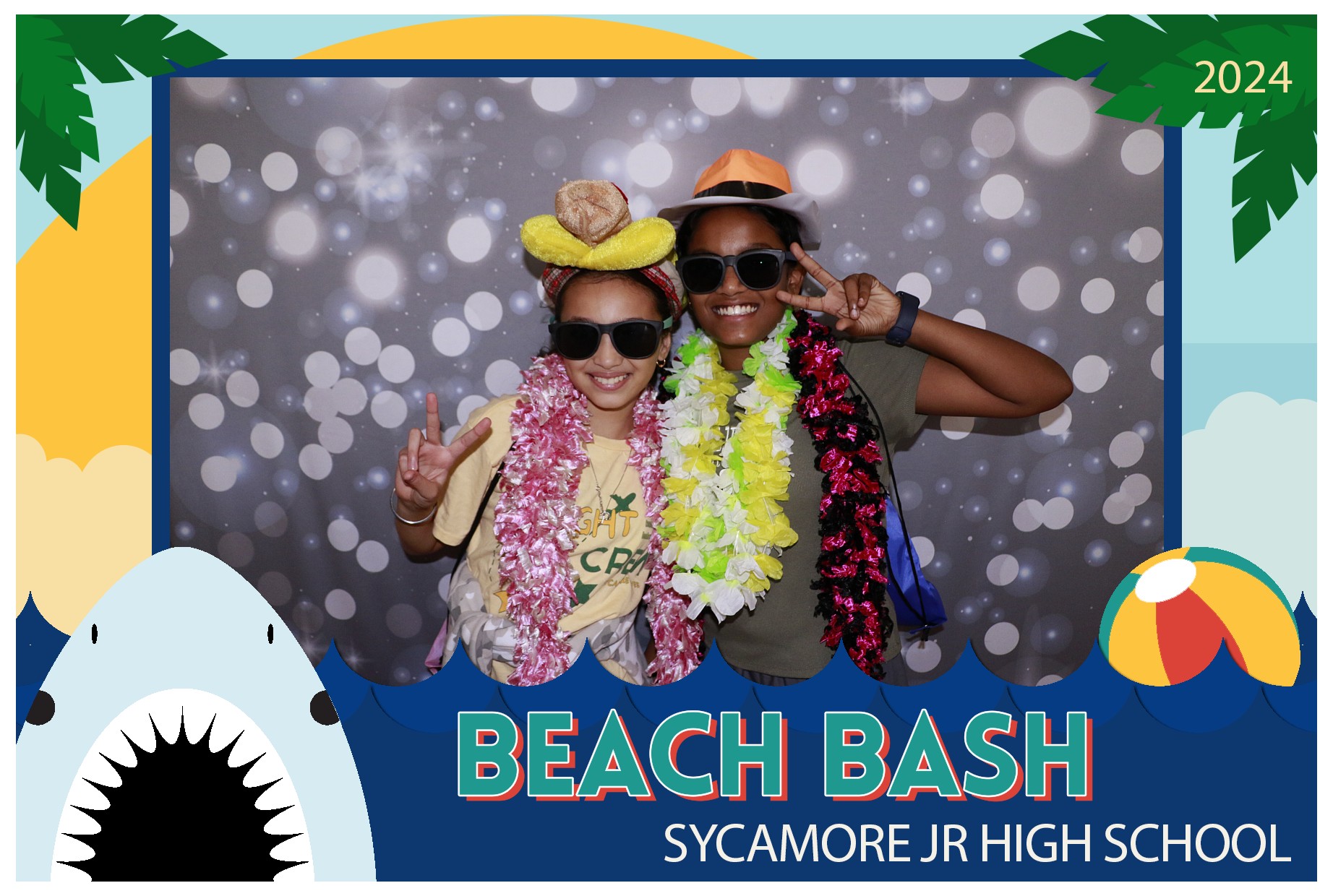 Sycamore Beach Bash | View more photos from the event at gallery.photoboothcincy.com/u/PhotoBoothCincy/Sycamore-Beach-Bash