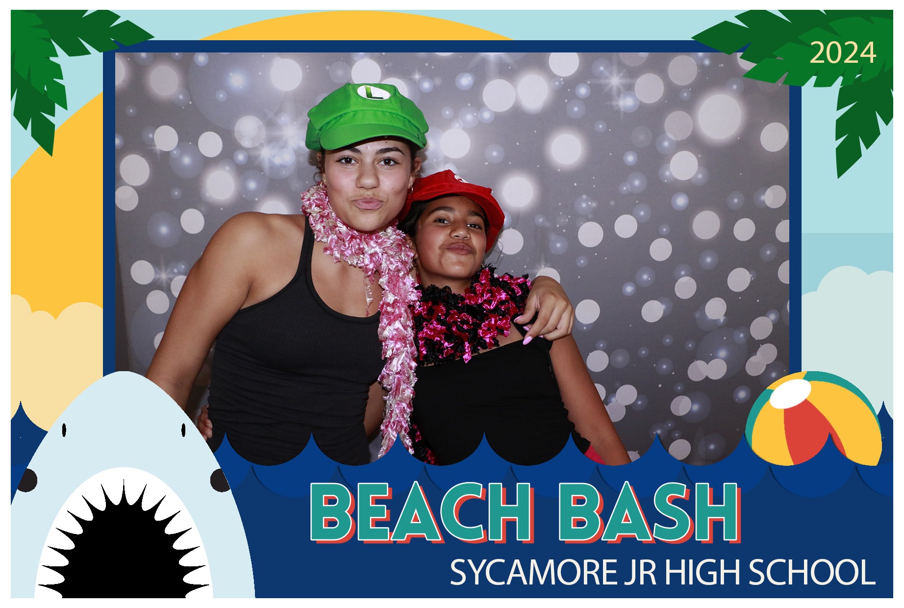 Sycamore Beach Bash | View more photos from the event at gallery.photoboothcincy.com/u/PhotoBoothCincy/Sycamore-Beach-Bash