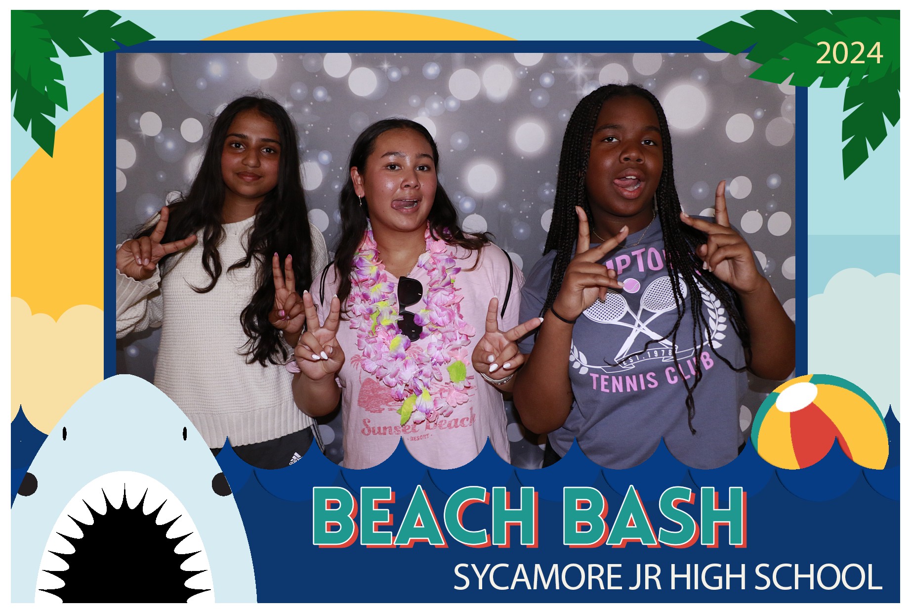 Sycamore Beach Bash | View more photos from the event at gallery.photoboothcincy.com/u/PhotoBoothCincy/Sycamore-Beach-Bash