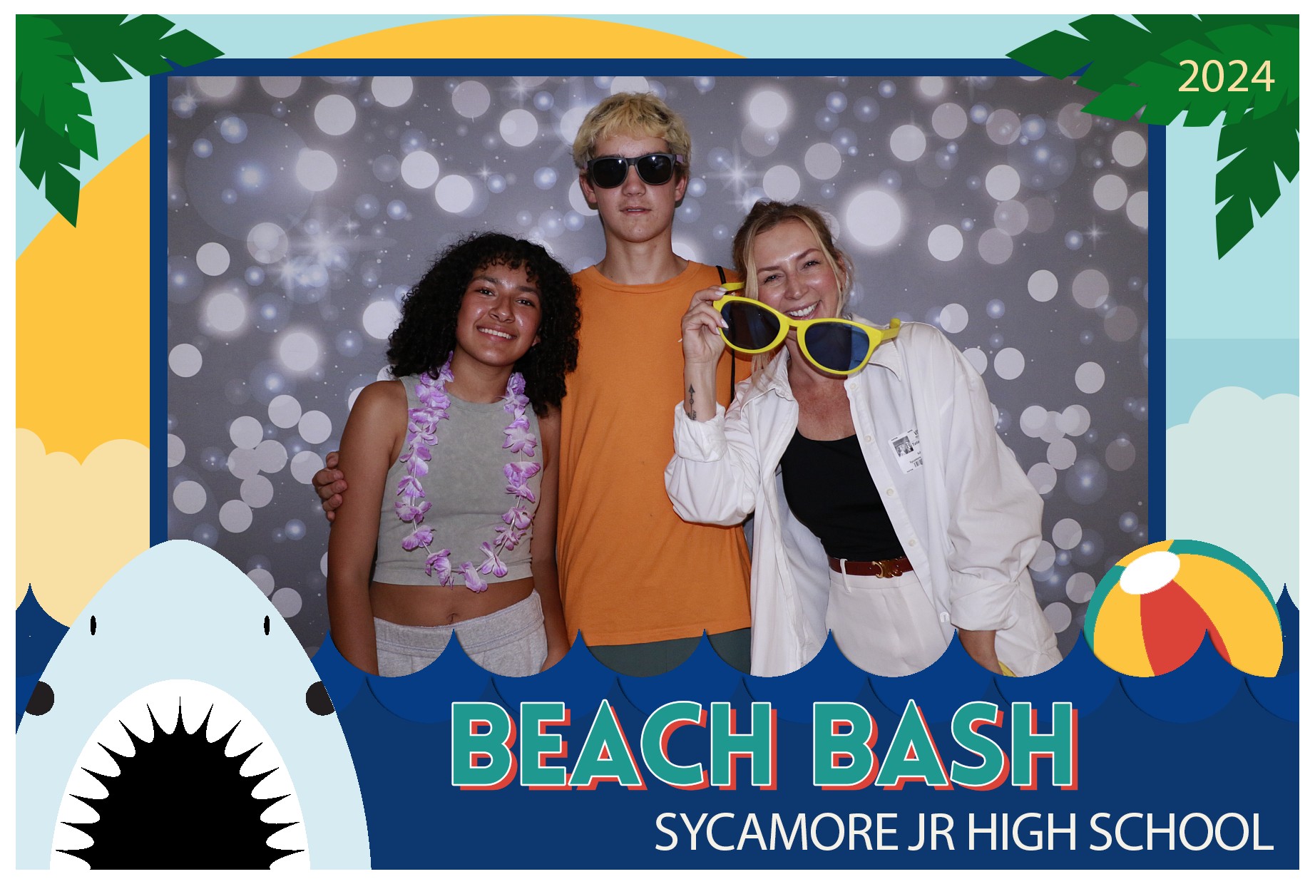 Sycamore Beach Bash | View more photos from the event at gallery.photoboothcincy.com/u/PhotoBoothCincy/Sycamore-Beach-Bash