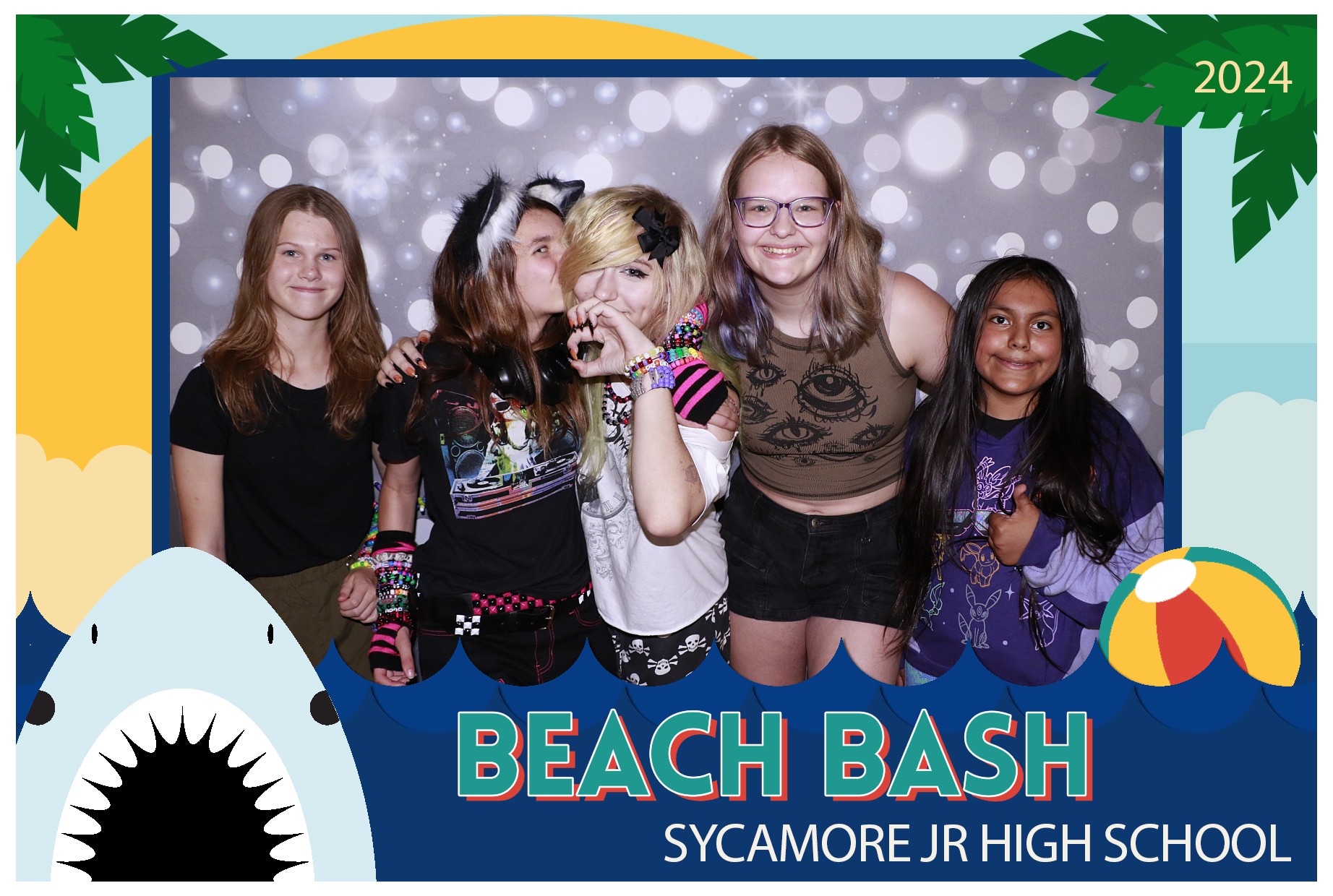 Sycamore Beach Bash | View more photos from the event at gallery.photoboothcincy.com/u/PhotoBoothCincy/Sycamore-Beach-Bash