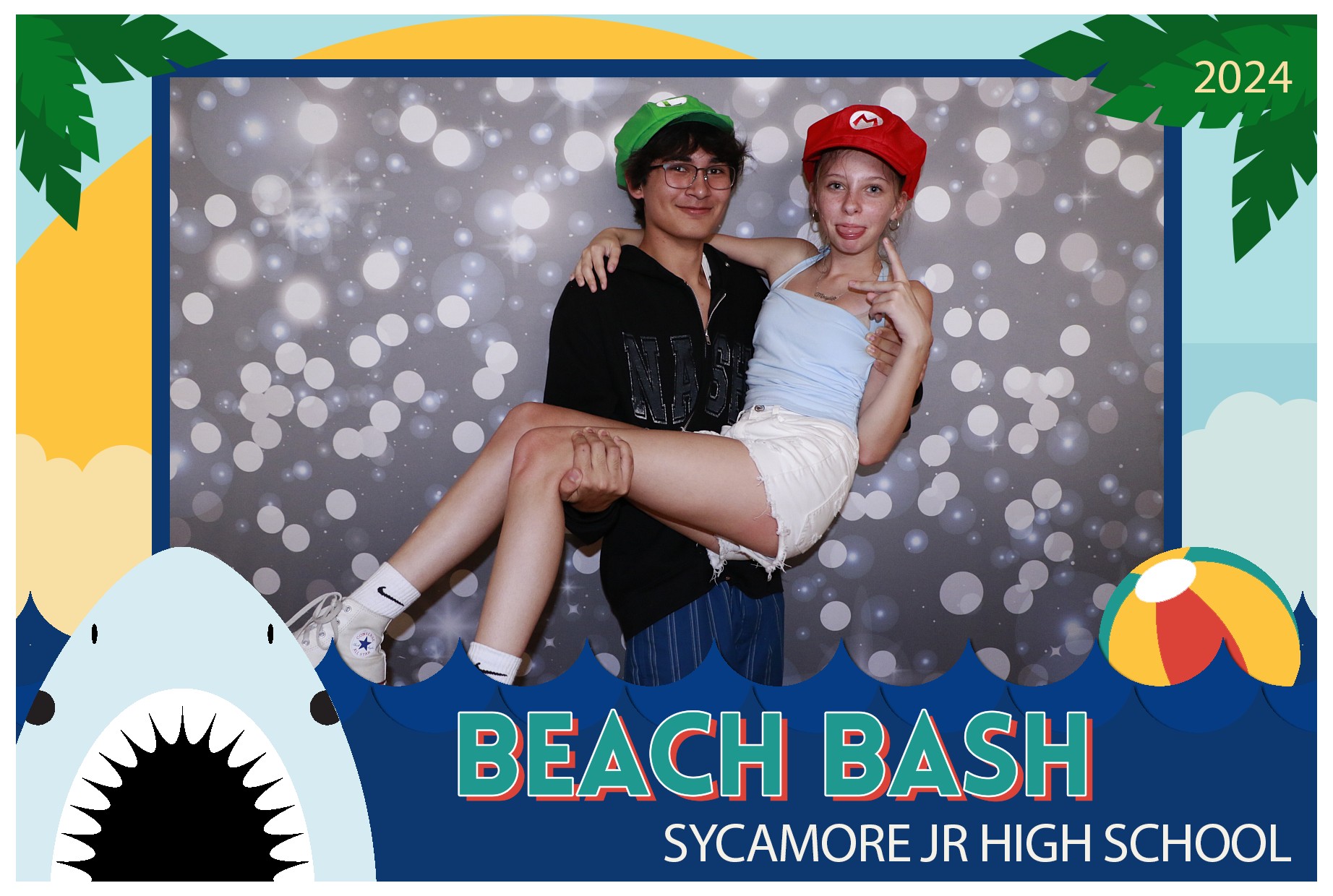 Sycamore Beach Bash | View more photos from the event at gallery.photoboothcincy.com/u/PhotoBoothCincy/Sycamore-Beach-Bash