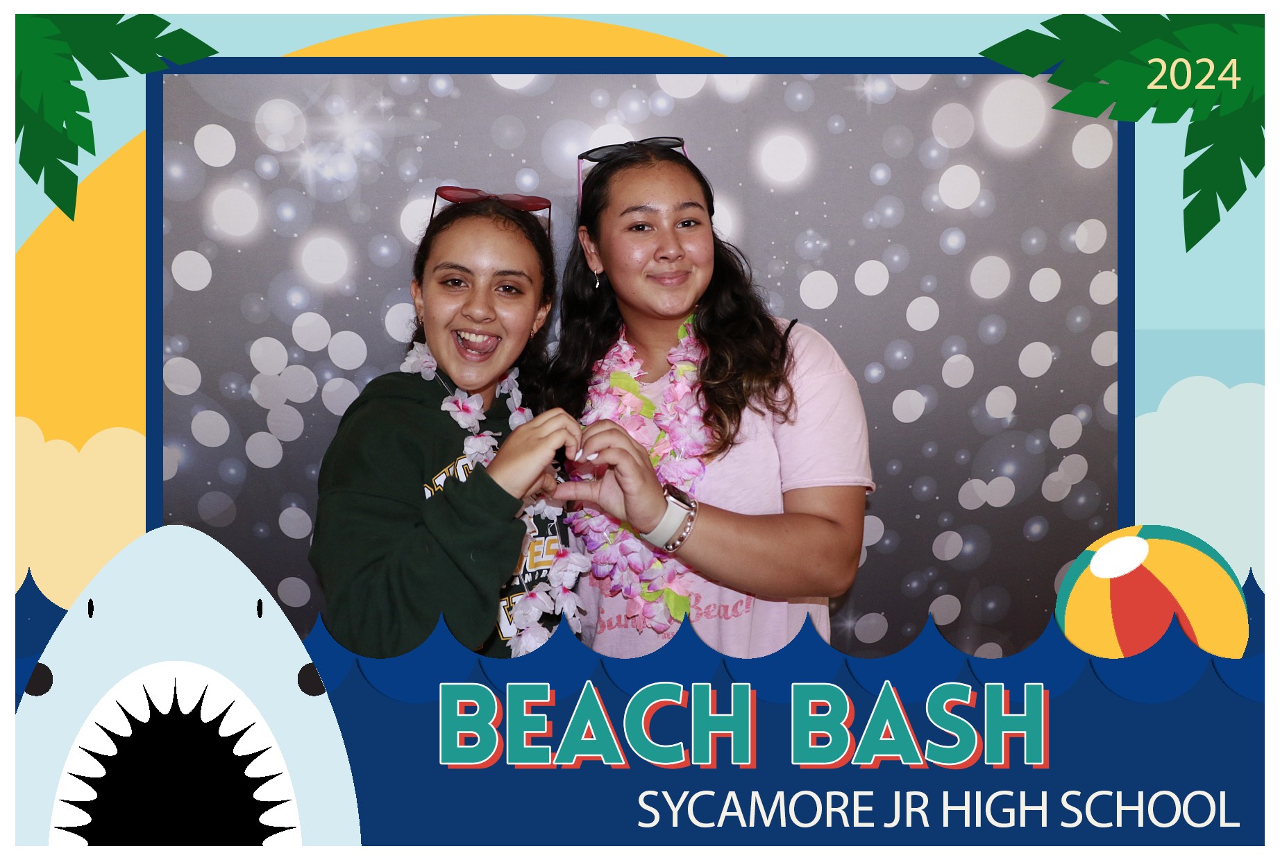 Sycamore Beach Bash | View more photos from the event at gallery.photoboothcincy.com/u/PhotoBoothCincy/Sycamore-Beach-Bash