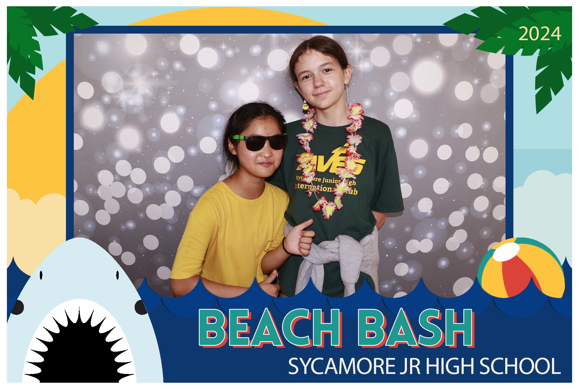 Sycamore Beach Bash | View more photos from the event at gallery.photoboothcincy.com/u/PhotoBoothCincy/Sycamore-Beach-Bash