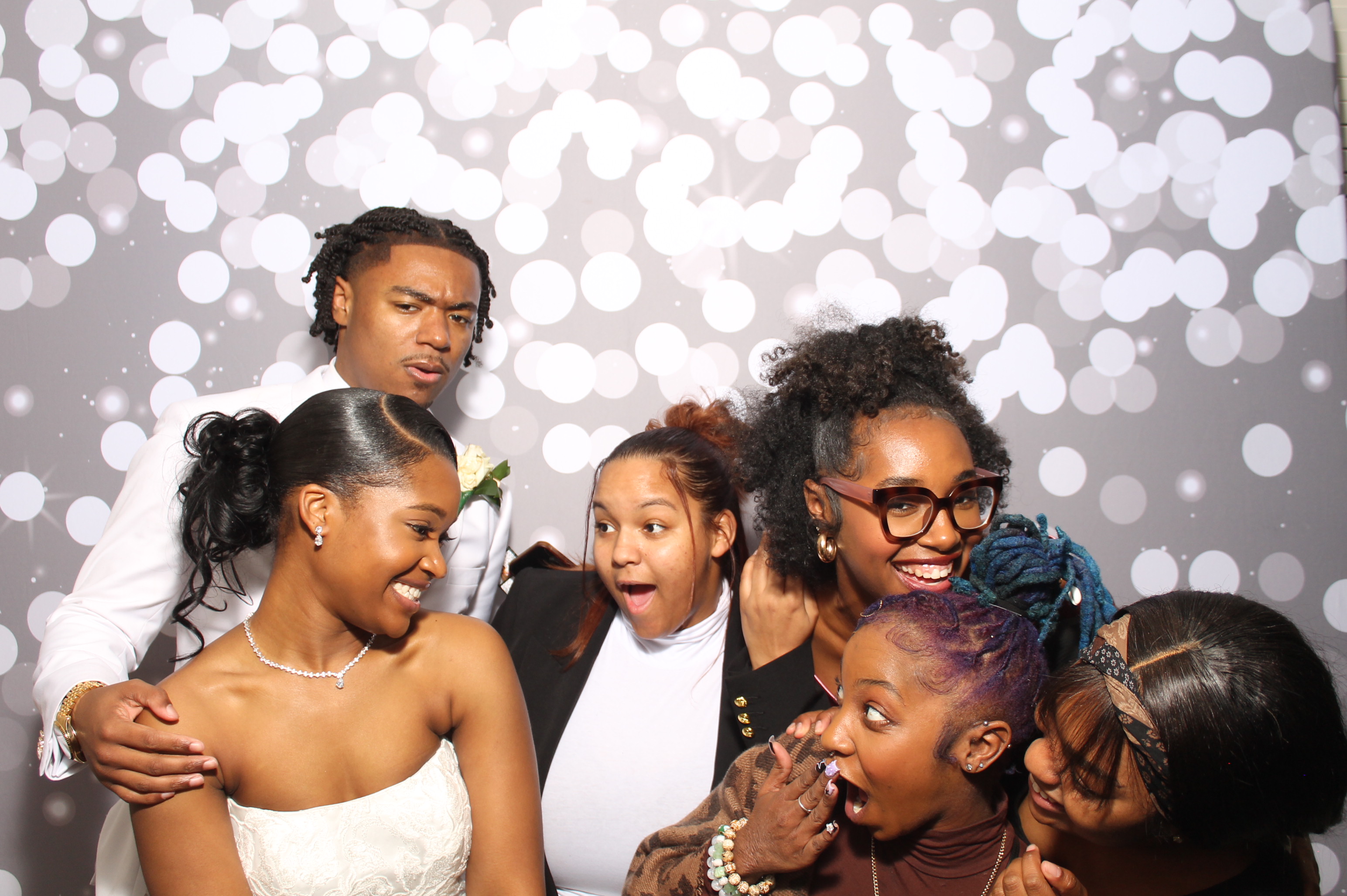 Taija & Dashaun | View more photos from the event at gallery.photoboothcincy.com/u/PhotoBoothCincy/Taija-Dashaun