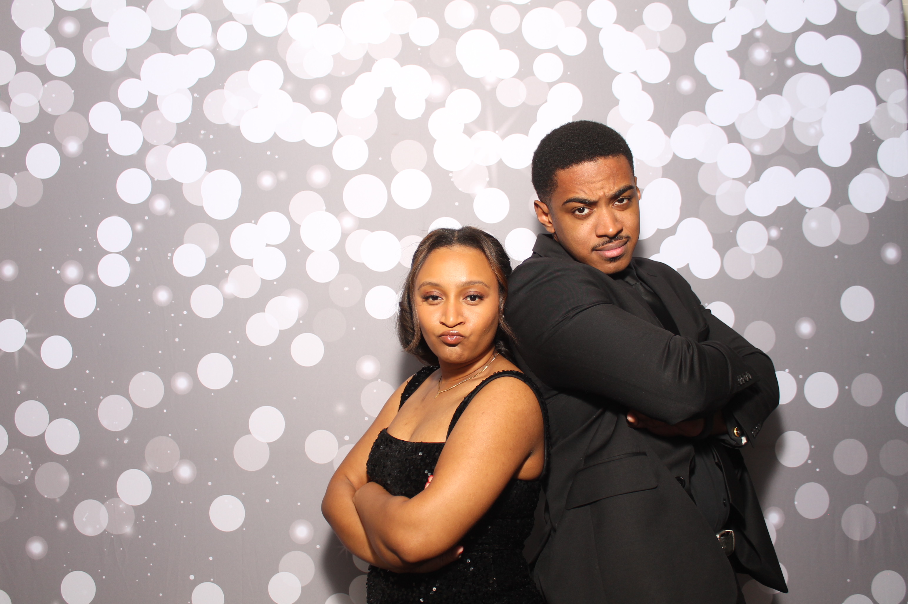 Taija & Dashaun | View more photos from the event at gallery.photoboothcincy.com/u/PhotoBoothCincy/Taija-Dashaun