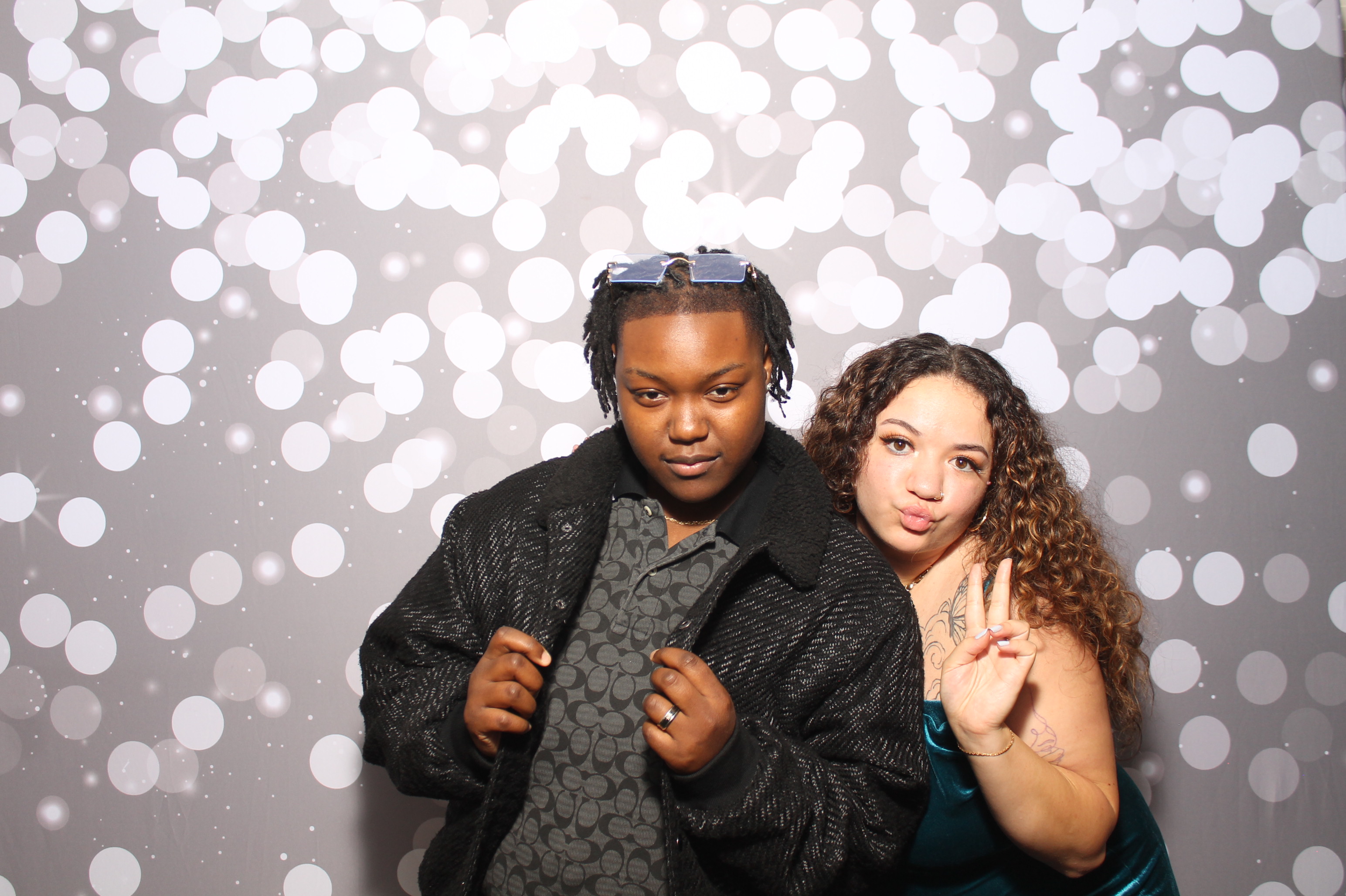 Taija & Dashaun | View more photos from the event at gallery.photoboothcincy.com/u/PhotoBoothCincy/Taija-Dashaun