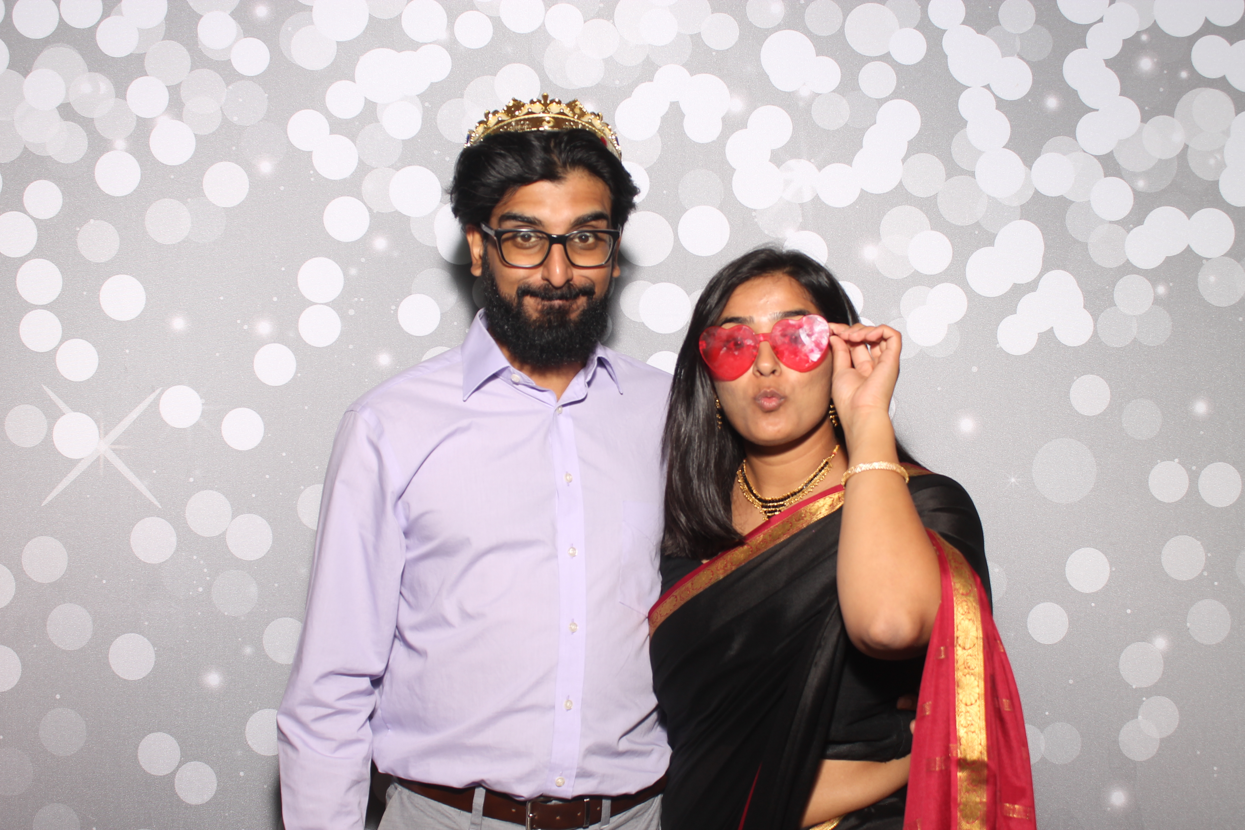 Tara & Sri  | View more photos from the event at gallery.photoboothcincy.com/u/PhotoBoothCincy/Tara-Sri