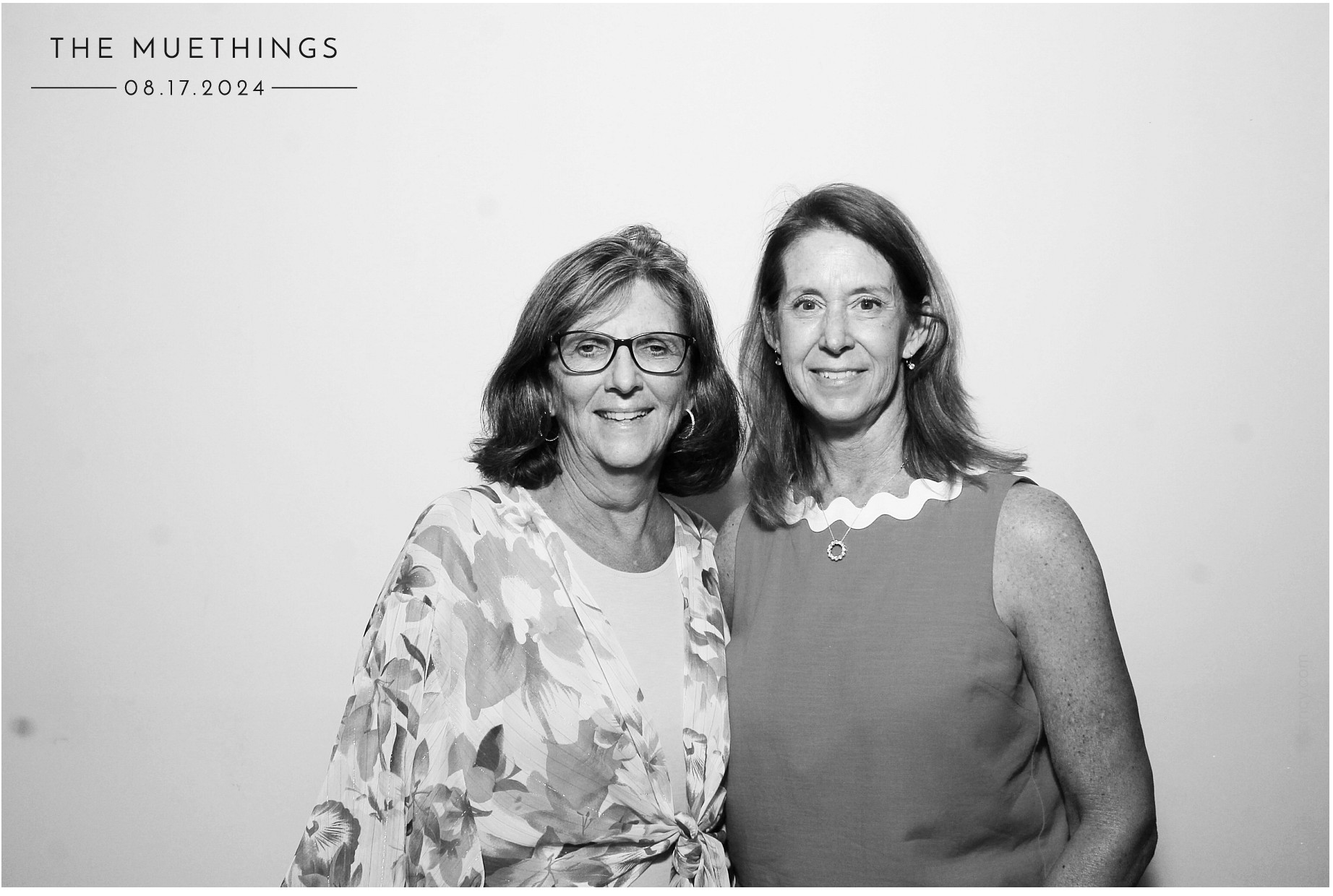 Telles Wedding | View more photos from the event at gallery.photoboothcincy.com/u/PhotoBoothCincy/Telles-Wedding