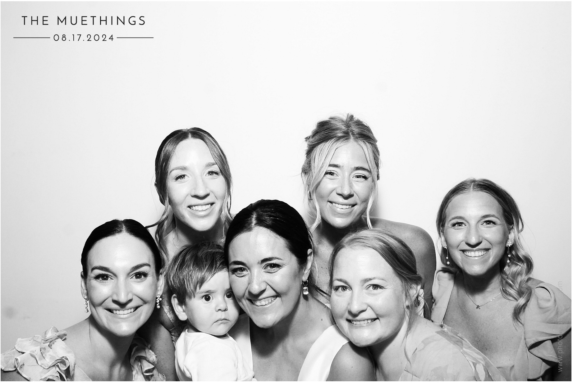 Telles Wedding | View more photos from the event at gallery.photoboothcincy.com/u/PhotoBoothCincy/Telles-Wedding