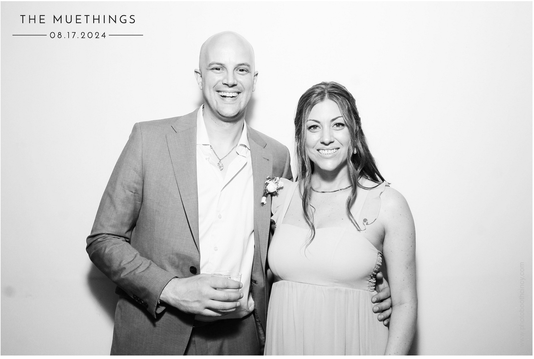 Telles Wedding | View more photos from the event at gallery.photoboothcincy.com/u/PhotoBoothCincy/Telles-Wedding