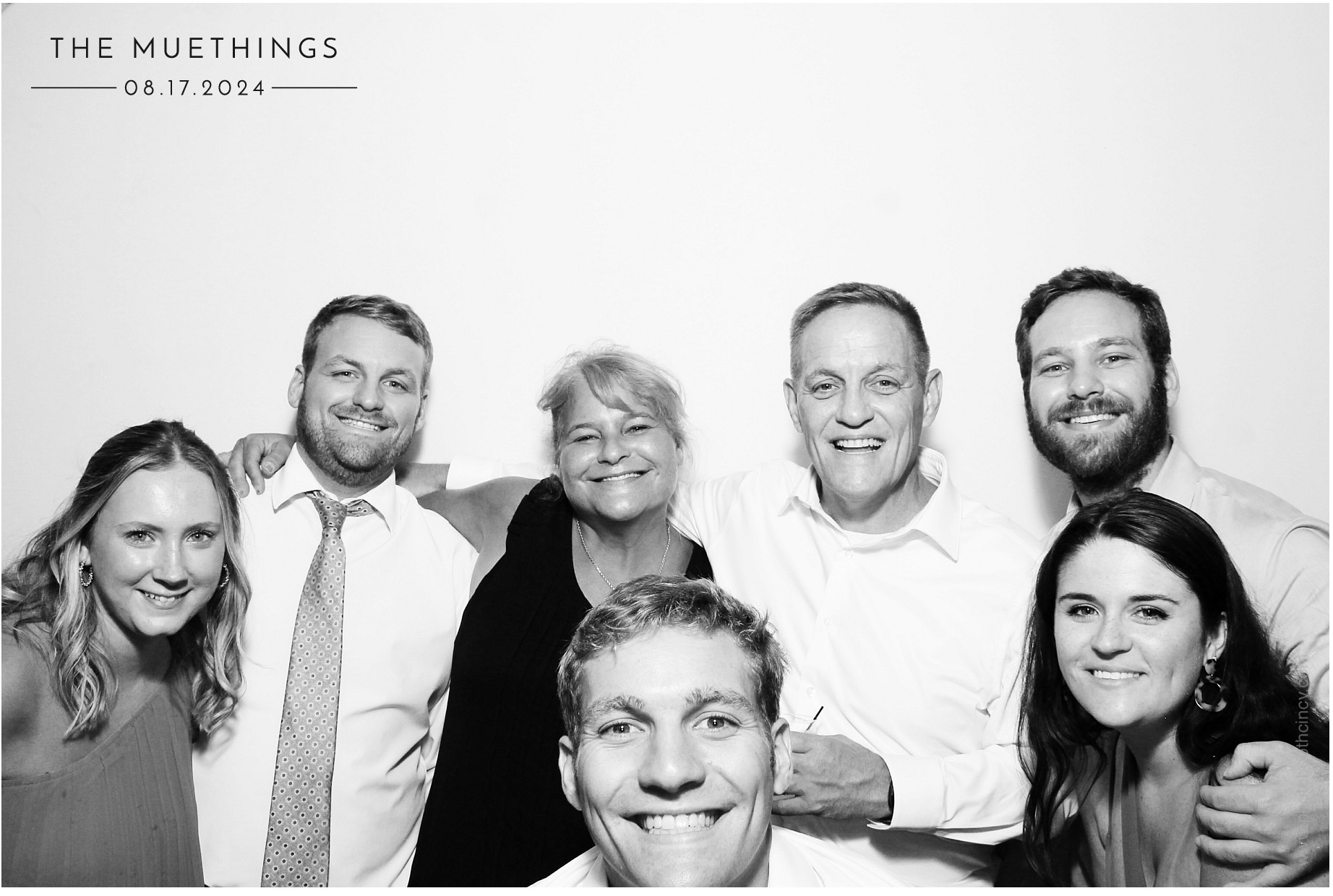 Telles Wedding | View more photos from the event at gallery.photoboothcincy.com/u/PhotoBoothCincy/Telles-Wedding