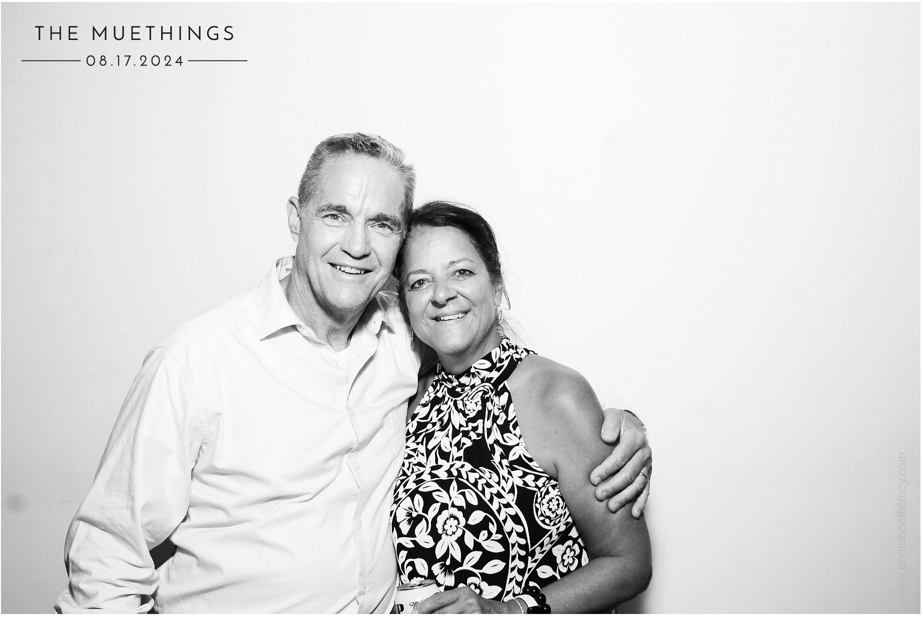 Telles Wedding | View more photos from the event at gallery.photoboothcincy.com/u/PhotoBoothCincy/Telles-Wedding